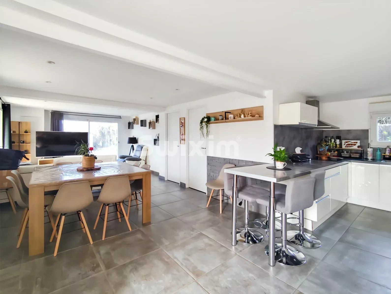 haus 9 Zimmer zum verkauf auf Châteauneuf-du-Rhône (26780)