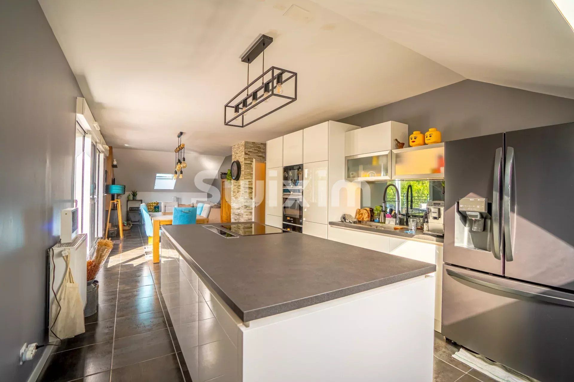 apartment 4 Rooms for sale on Chevry (01170)