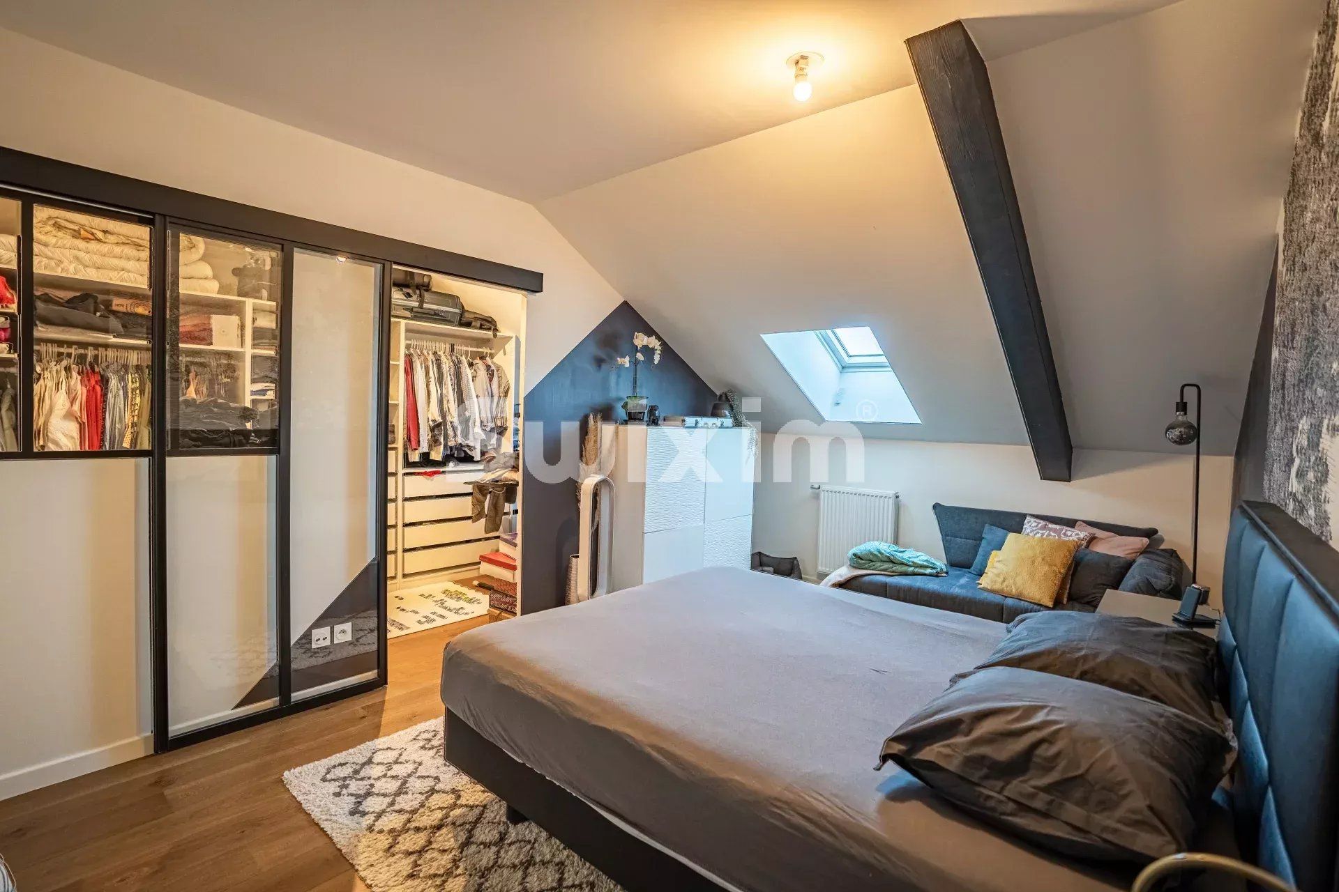 apartamento 4 Quartos para venda sobre Chevry (01170)