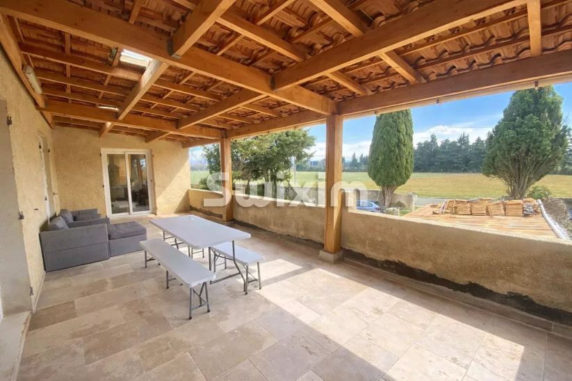 Vente Appartement Courthézon 4&nbsp;Pièces 120&nbsp;m²