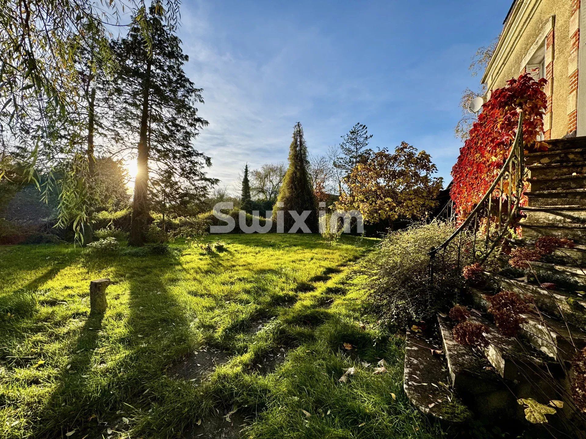 casa 5 Camere in vendita su Avallon (89200)