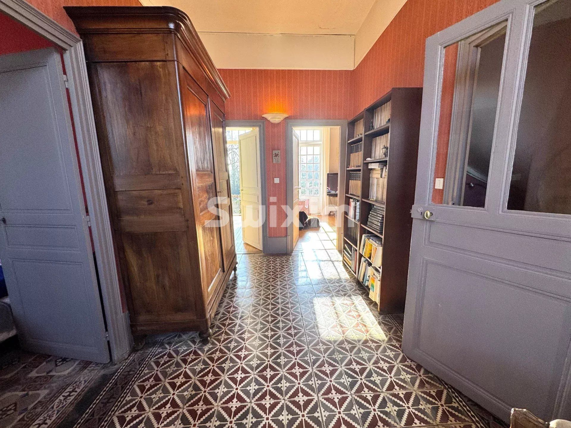 casa 5 Camere in vendita su Avallon (89200)