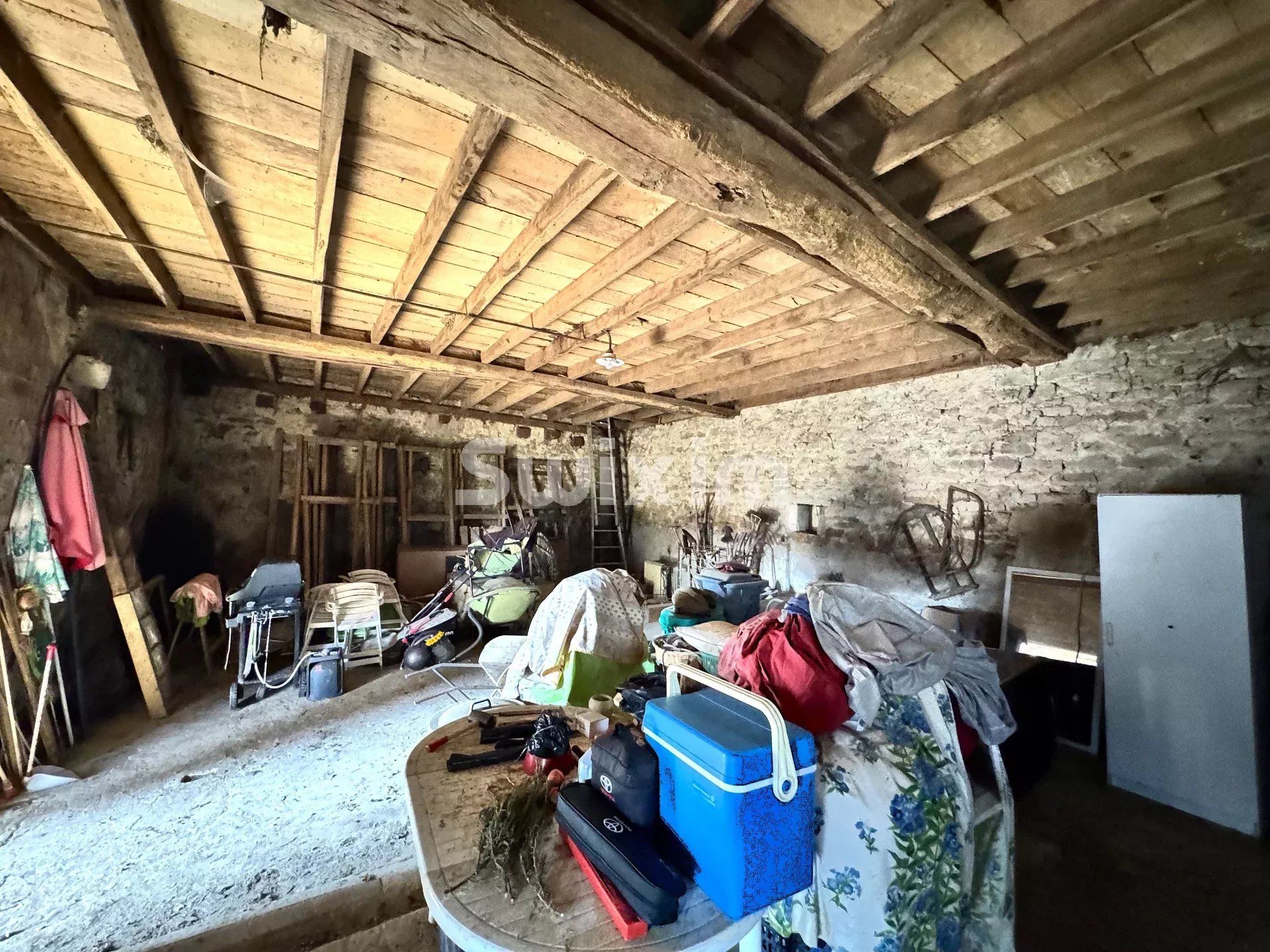 casa 5 Camere in vendita su Avallon (89200)