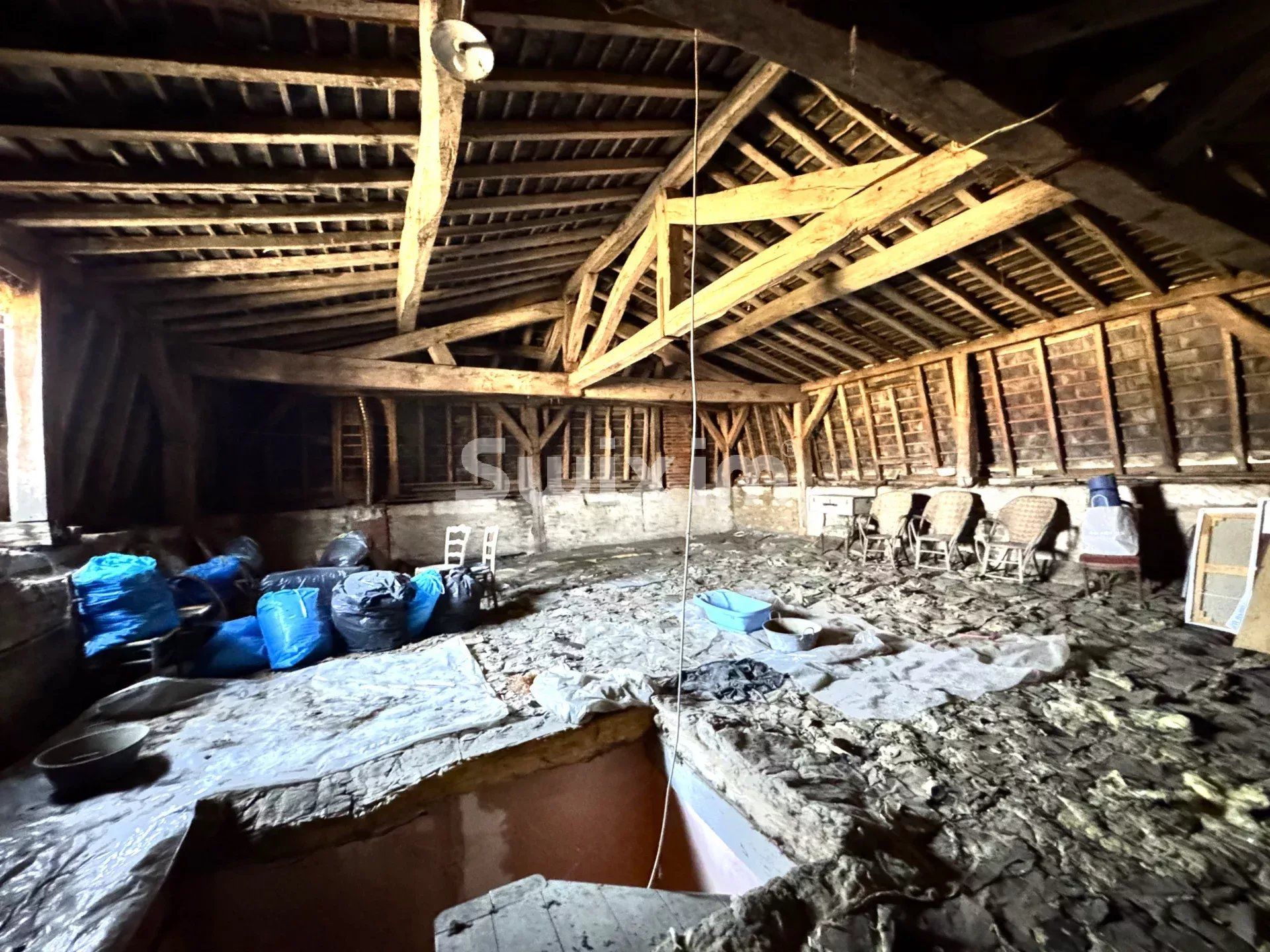 casa 5 Camere in vendita su Avallon (89200)