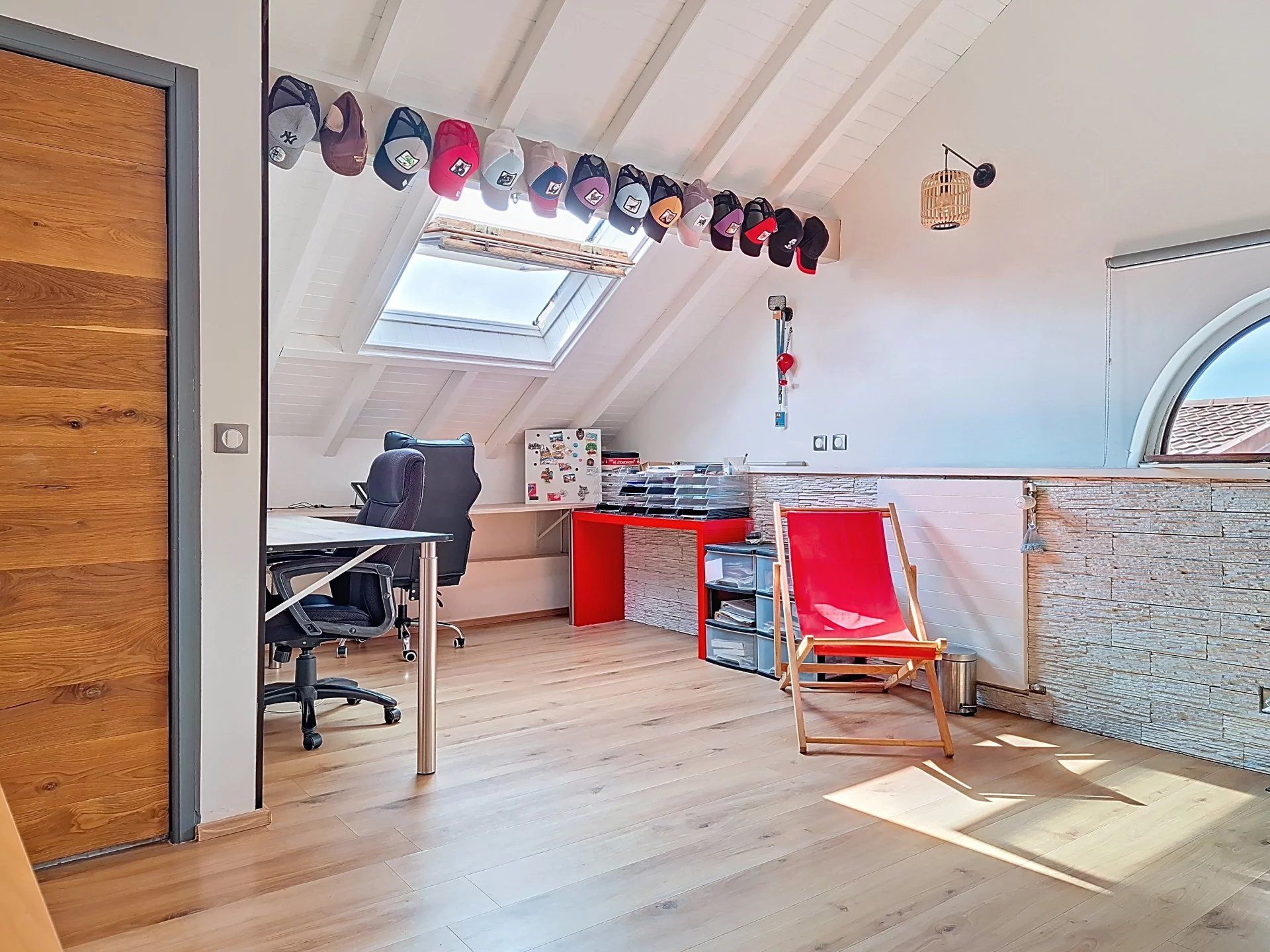 casa 4 Camere in vendita su Léaz (01200)