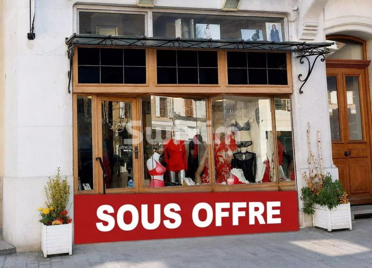 Vendita Locale commerciale Divonne-les-Bains 1&nbsp;camera 24.89&nbsp;m²