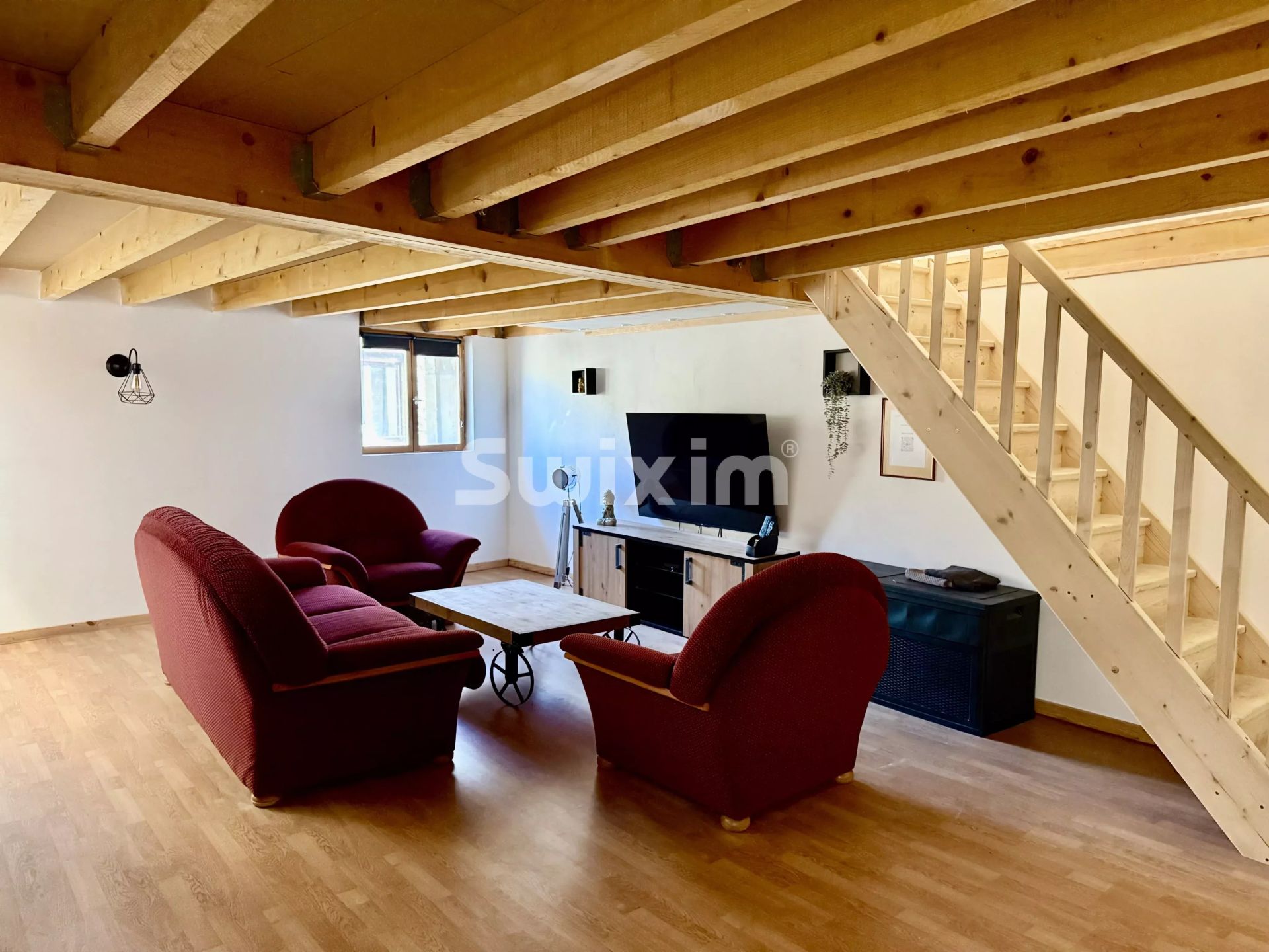 house 5 Rooms for sale on Marmeaux (89420)