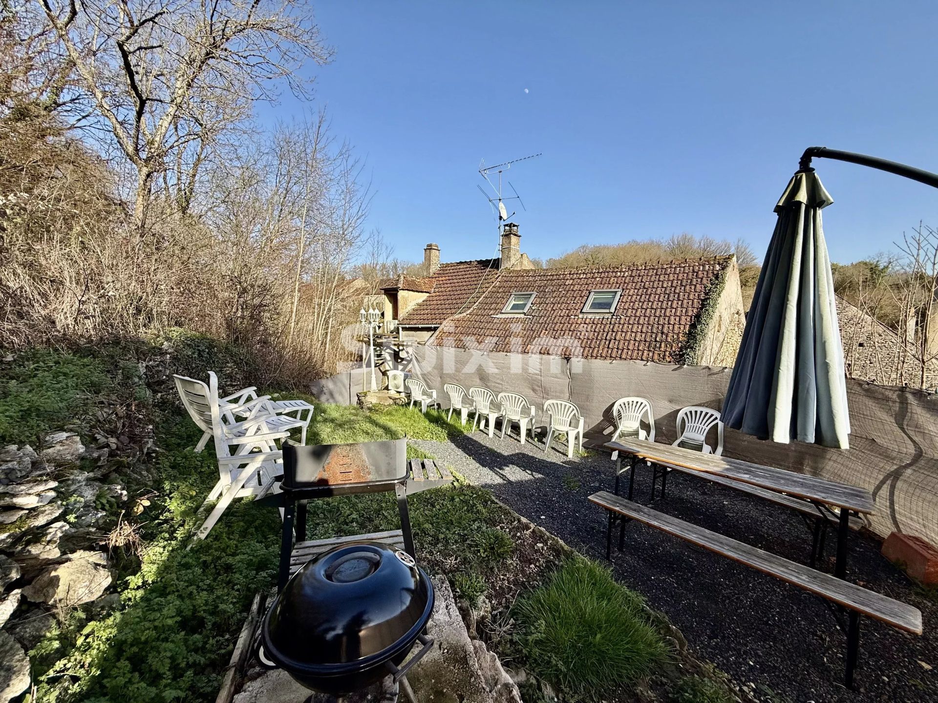 casa 5 Camere in vendita su Marmeaux (89420)