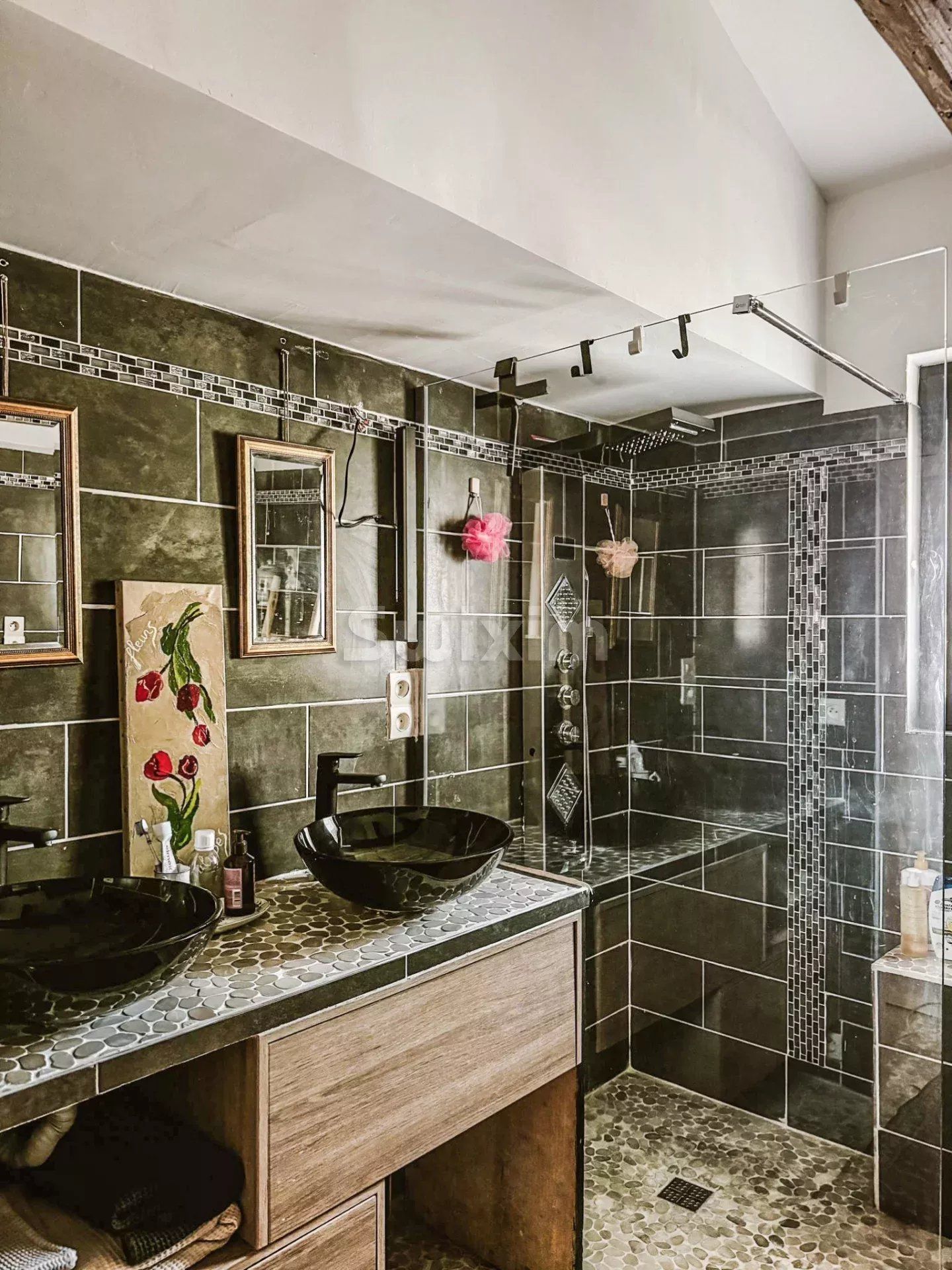 house 3 Rooms for sale on Uzès (30700)