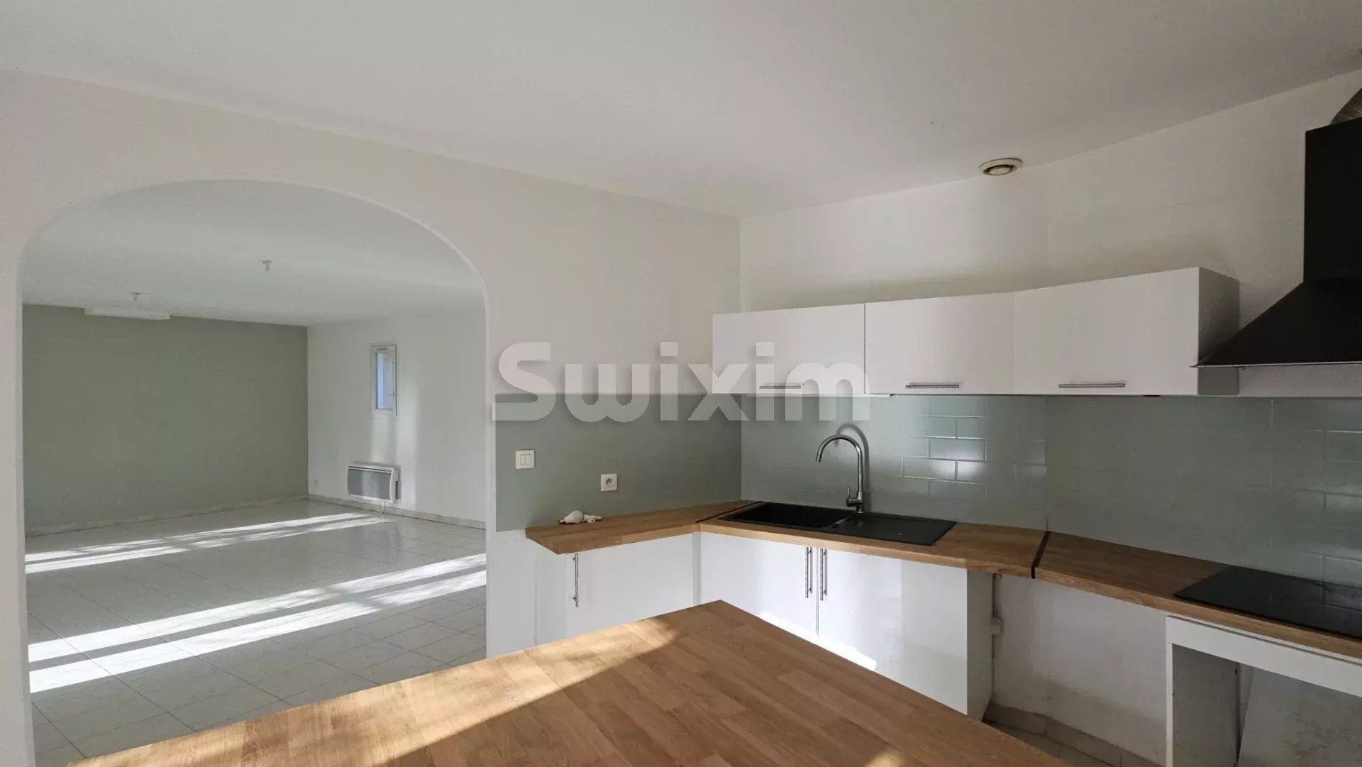 villa 4 Camere in vendita su Rochefort-du-Gard (30650)