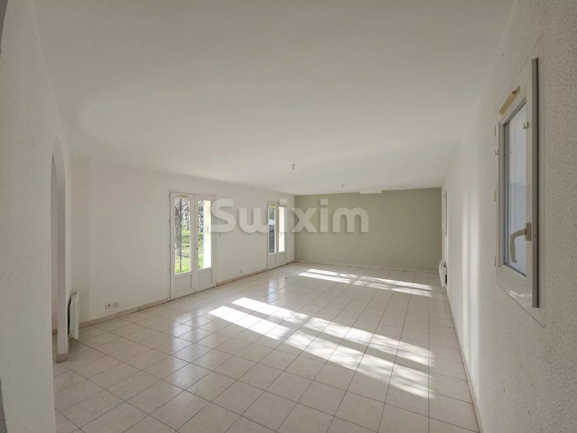 villa 4 Camere in vendita su Rochefort-du-Gard (30650)