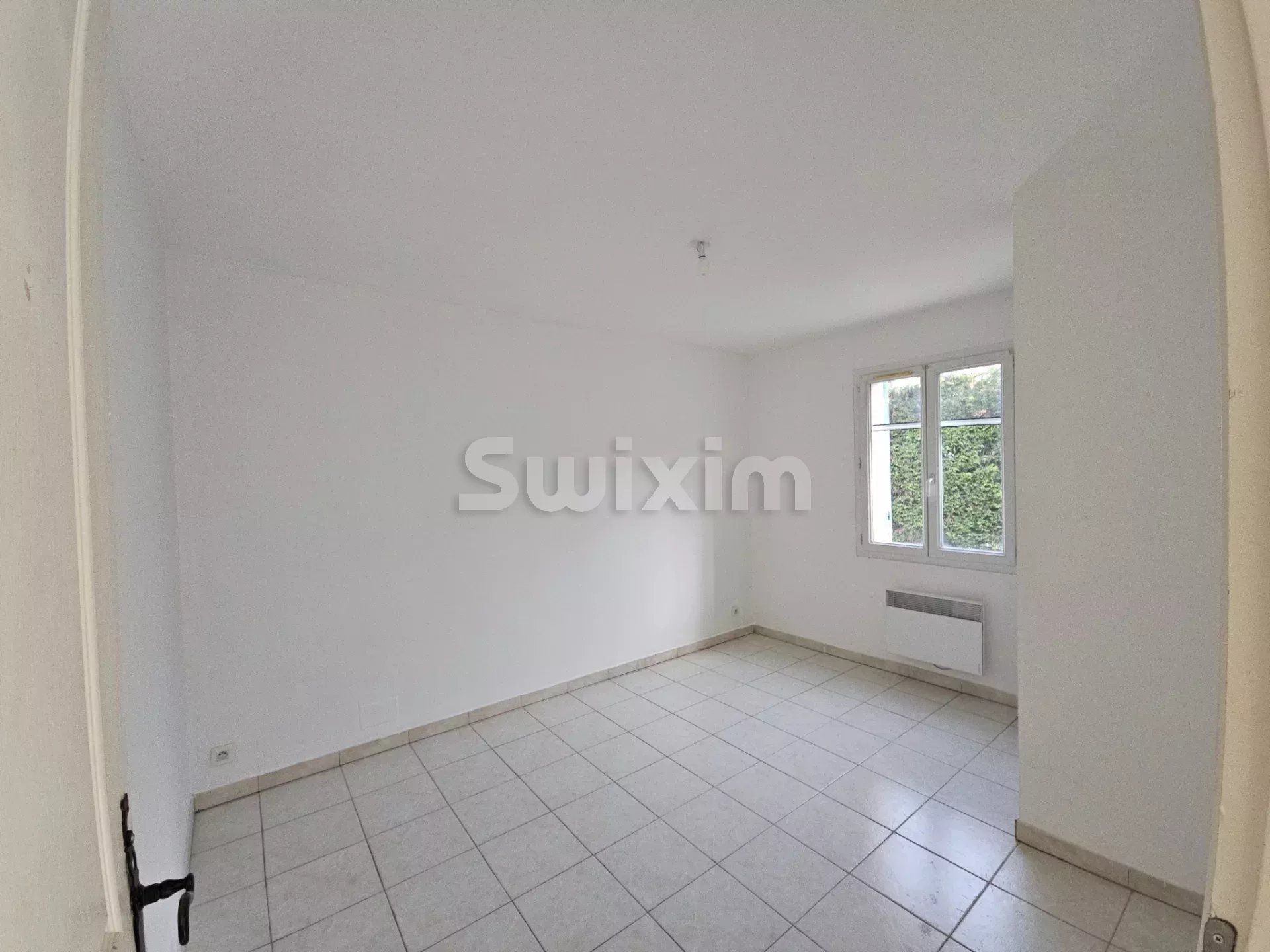 villa 4 Camere in vendita su Rochefort-du-Gard (30650)