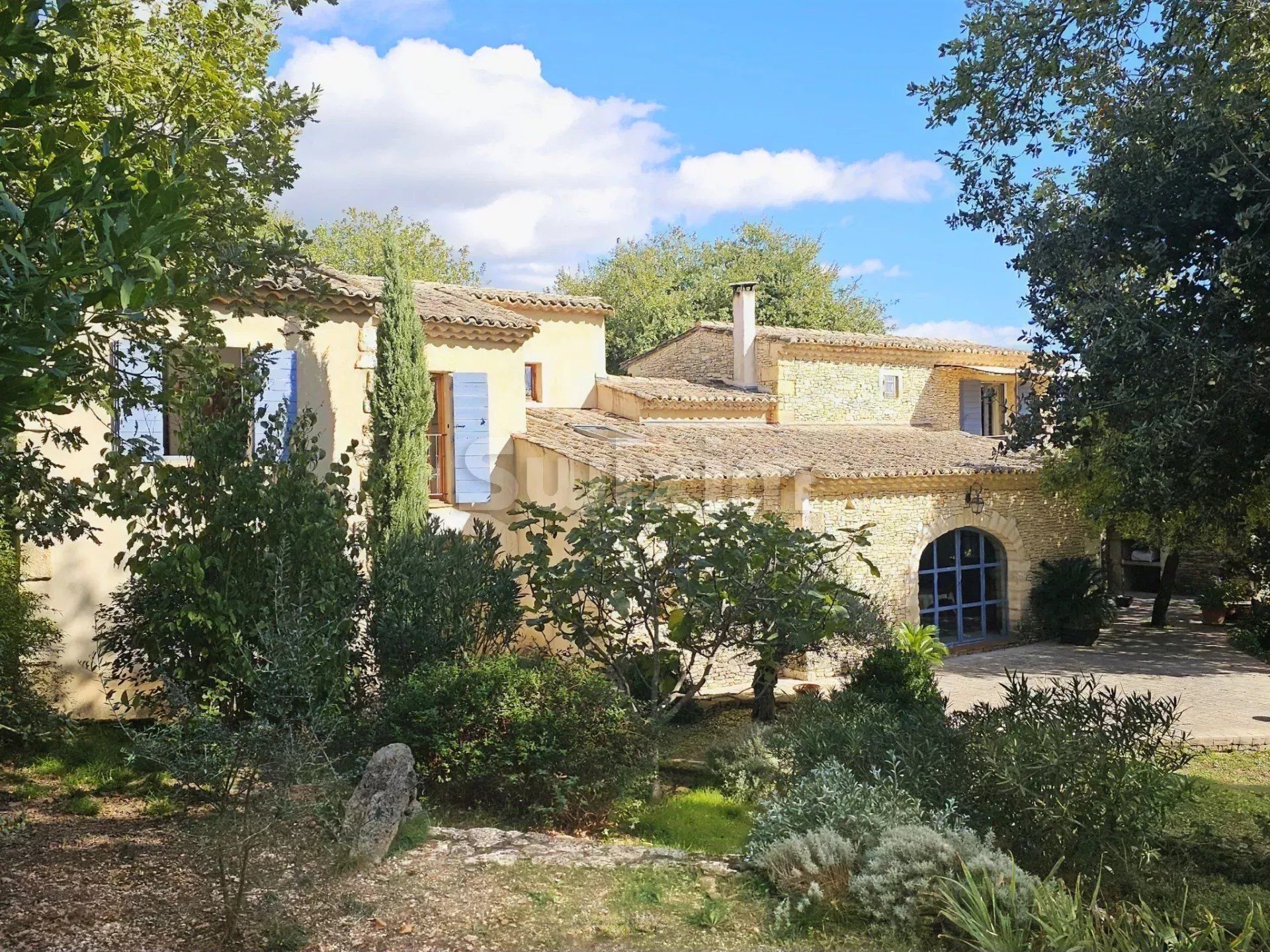 casa 5 Camere in vendita su Castillon-du-Gard (30210)