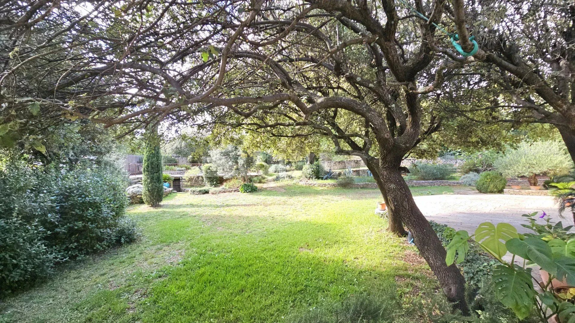casa 5 Camere in vendita su Castillon-du-Gard (30210)