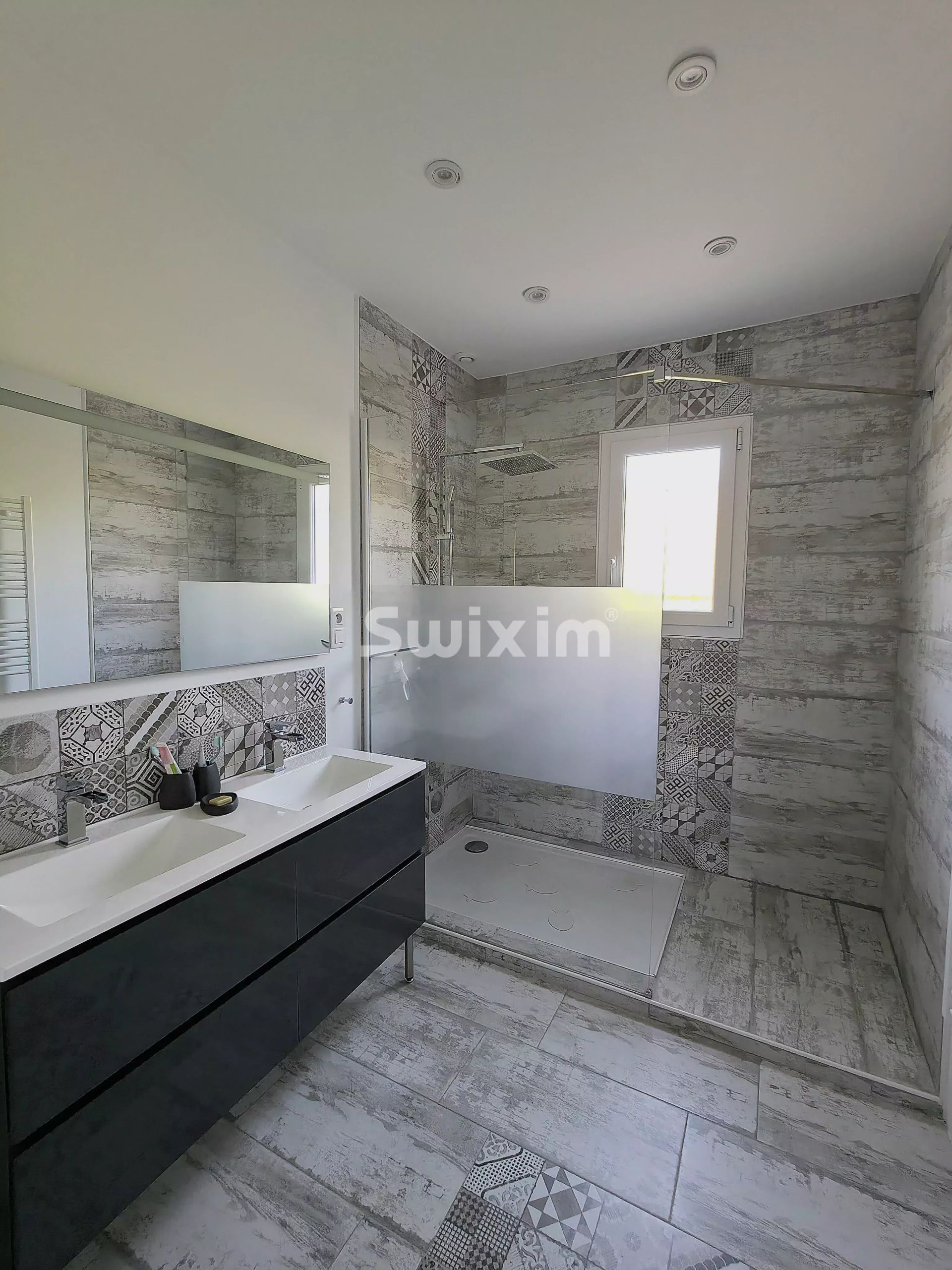 casa 5 Quartos para venda sobre Grignan (26230)