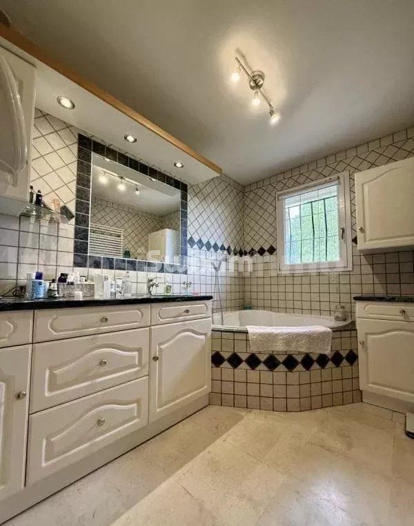 maison 5 Pièces en vente sur Pers-Jussy (74930)