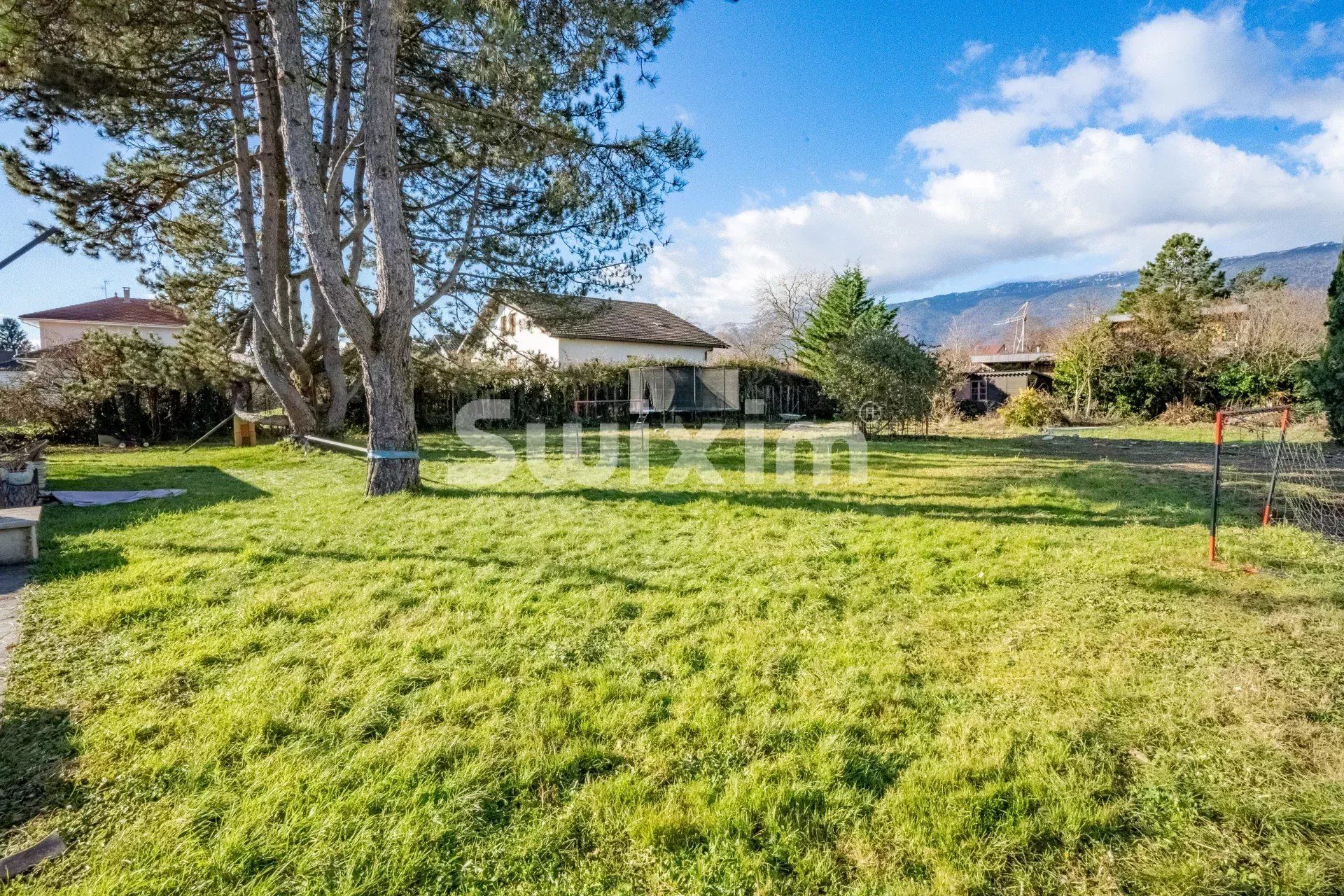 terrain en vente sur Saint-Genis-Pouilly (01630)