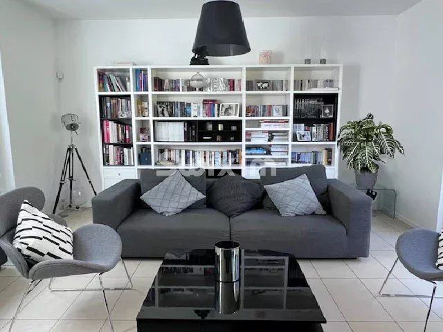 casa 6 Camere in vendita su Corsier (1246)