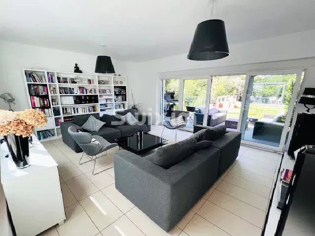 casa 6 Camere in vendita su Corsier (1246)