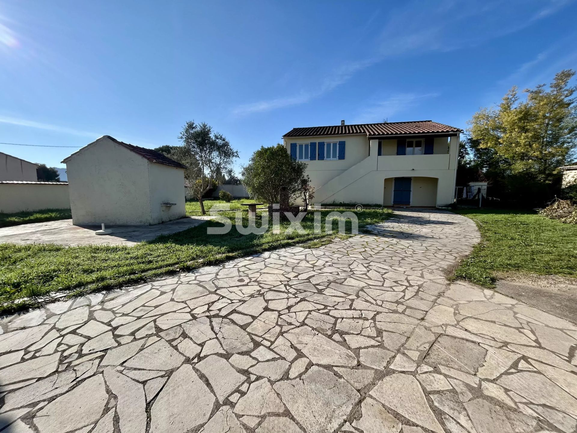 villa 9 Quartos para venda sobre Le Muy (83490)