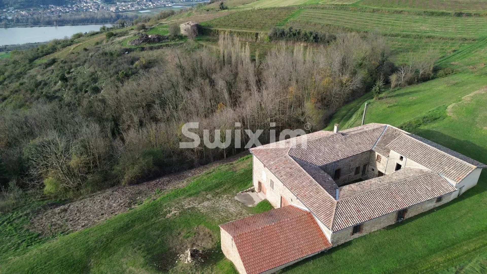 casa de campo 10 Quartos para venda sobre Serves-sur-Rhône (26600)