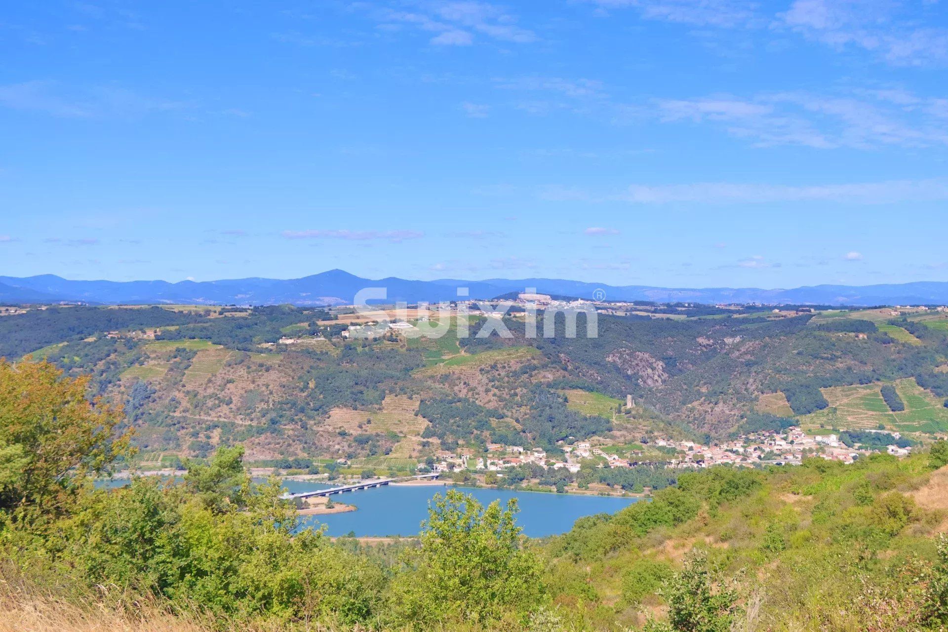 ferme 10 Pièces en vente sur Serves-sur-Rhône (26600)