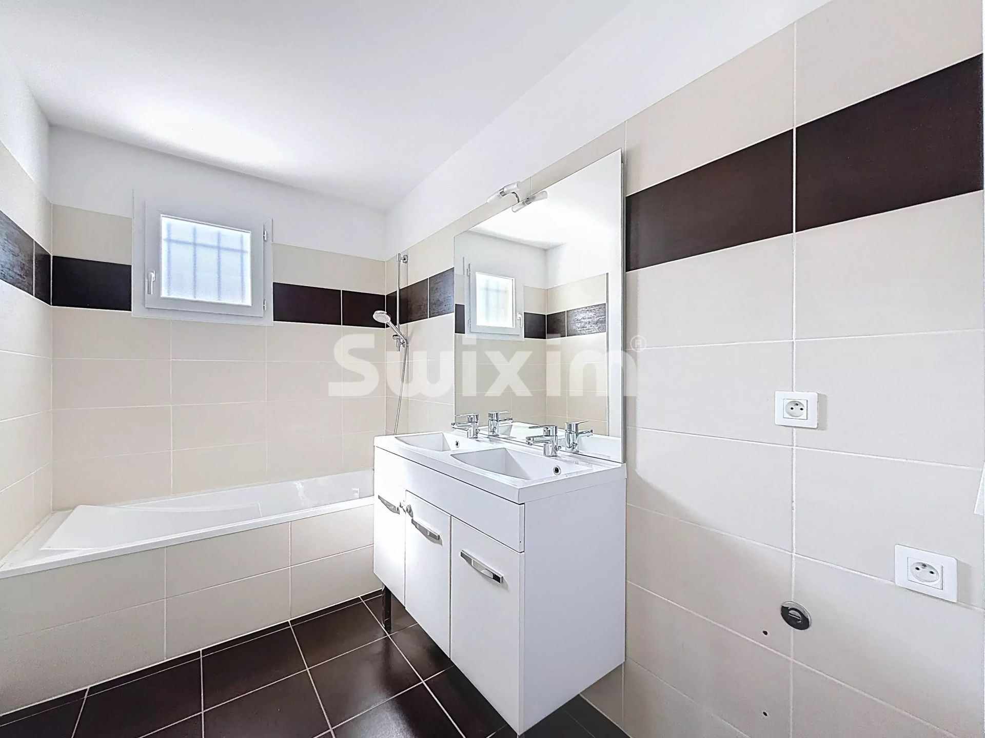 maison 5 Pièces en vente sur Saint-Genis-Pouilly (01630)