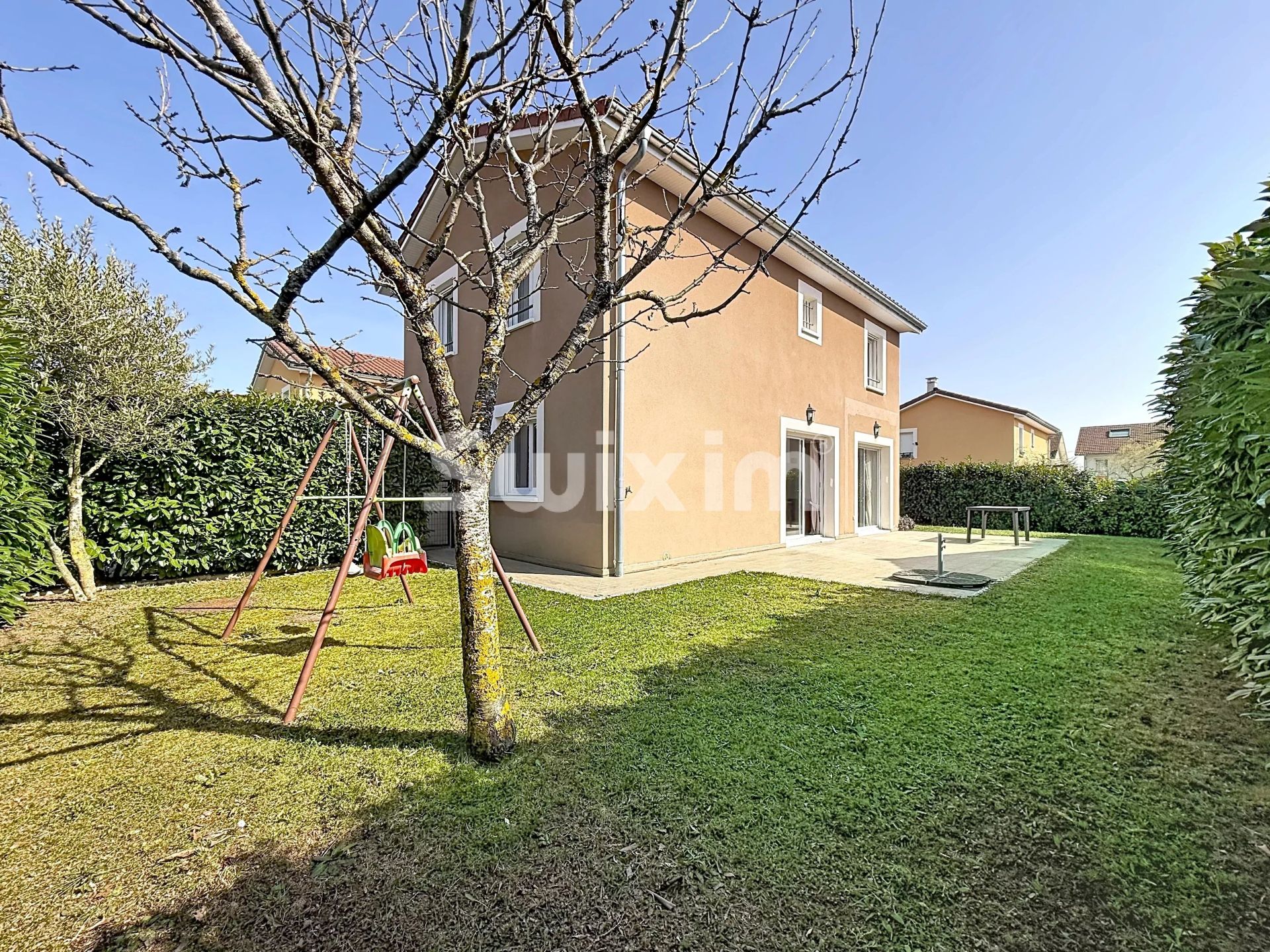 maison 5 Pièces en vente sur Saint-Genis-Pouilly (01630)