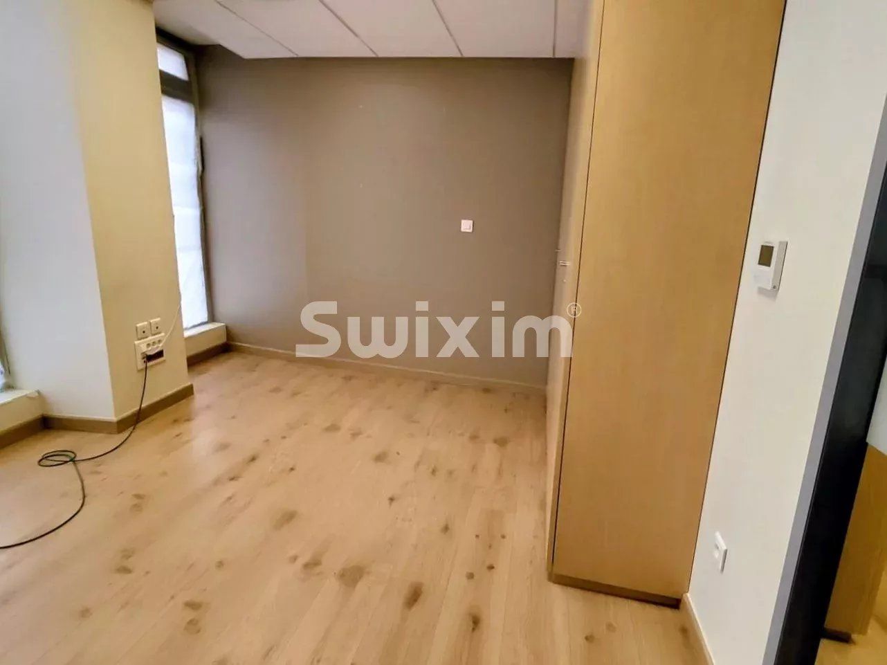 commercial local for rent on Divonne-les-Bains (01220)