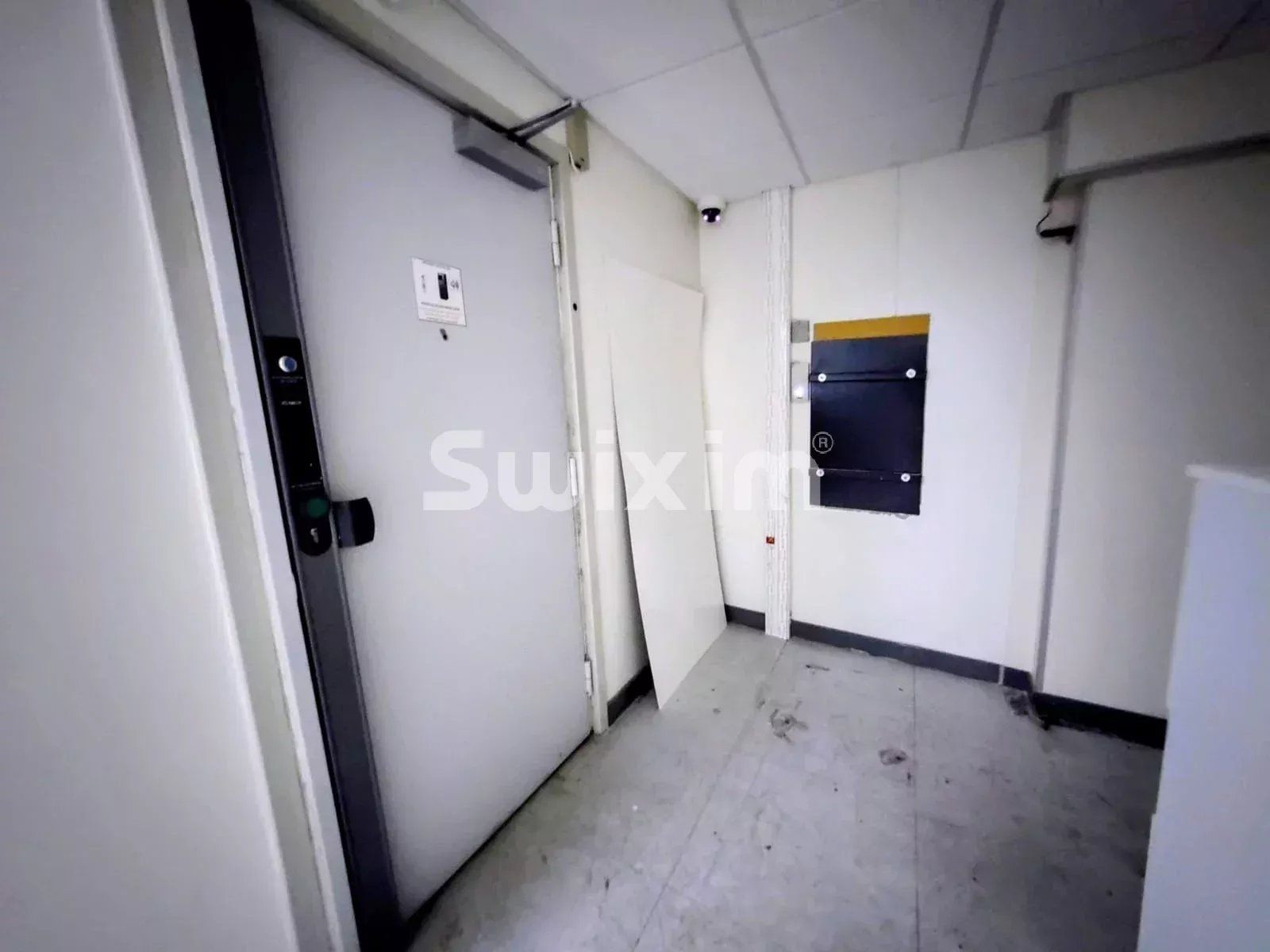 commercial local for rent on Divonne-les-Bains (01220)