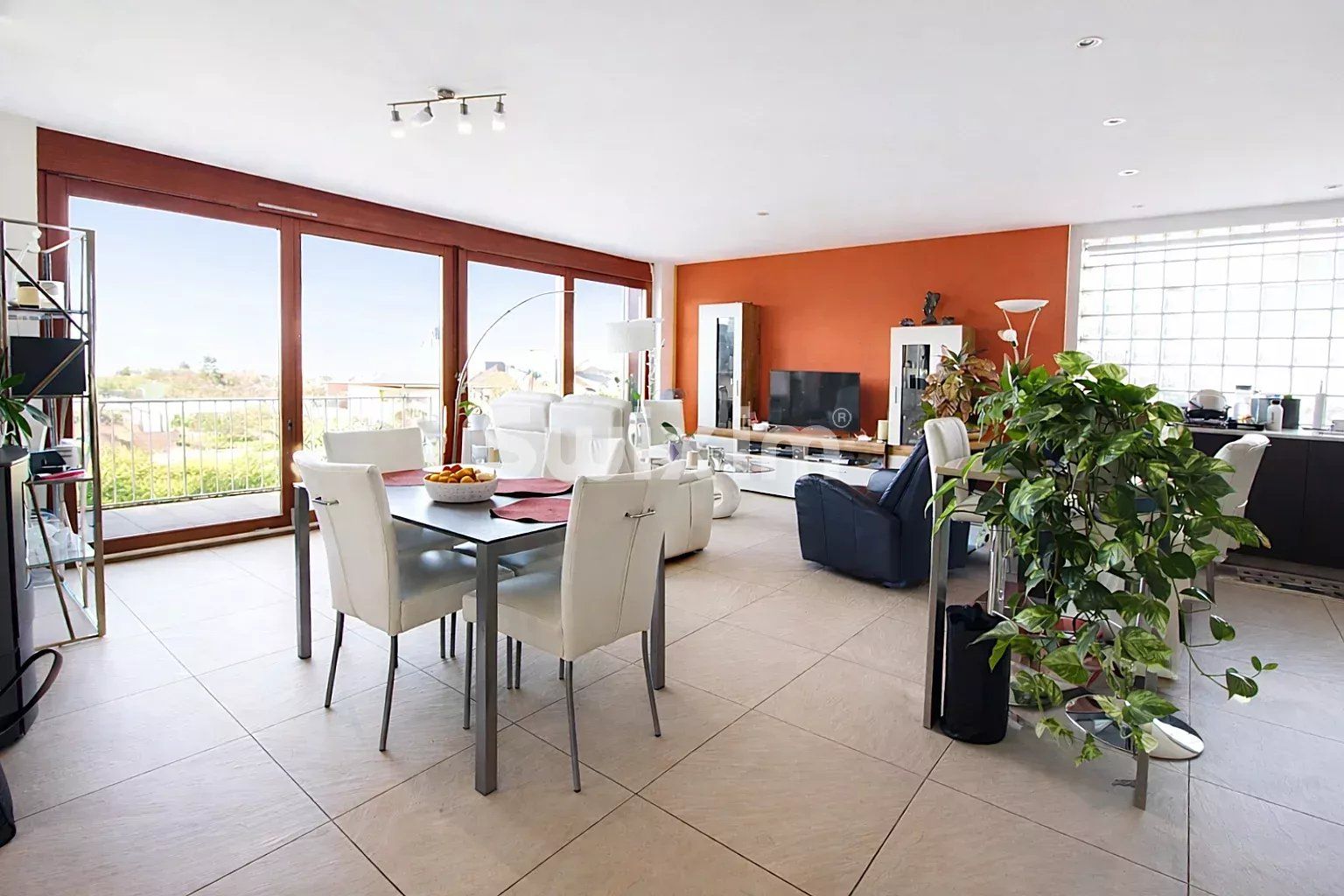 apartment 5 Rooms for sale on Plan-les-Ouates (1228)