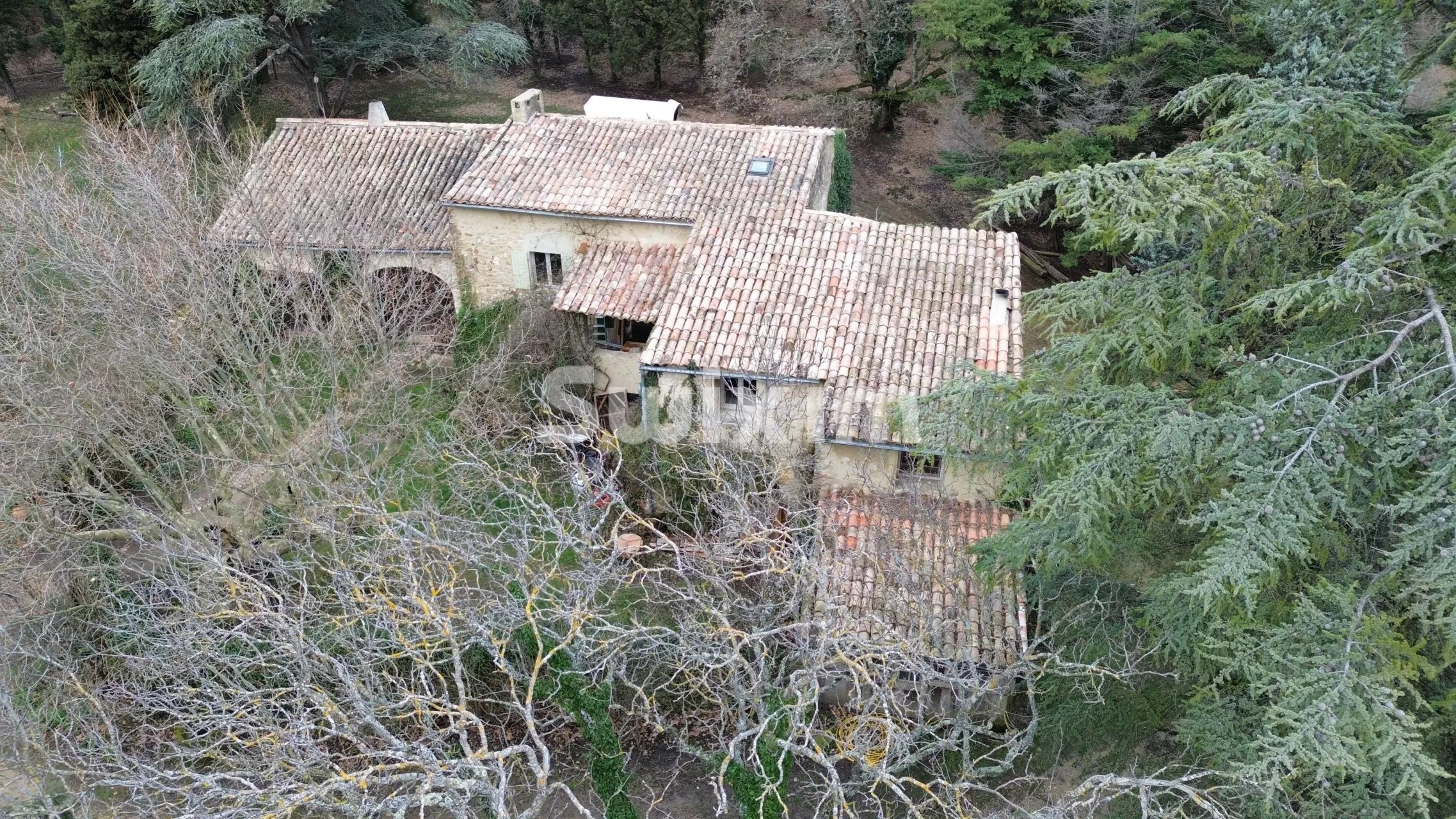 propriété 8 Pièces en vente sur Allan (26780)