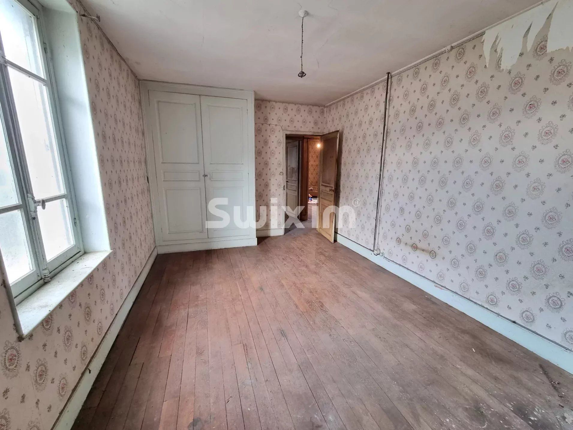 casa 6 Camere in vendita su Asnières-sous-Bois (89660)