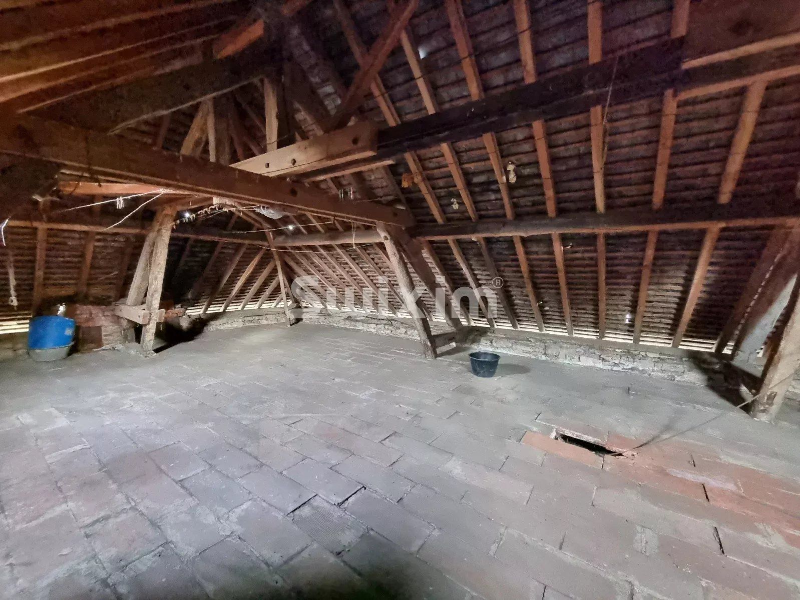 casa 6 Camere in vendita su Asnières-sous-Bois (89660)