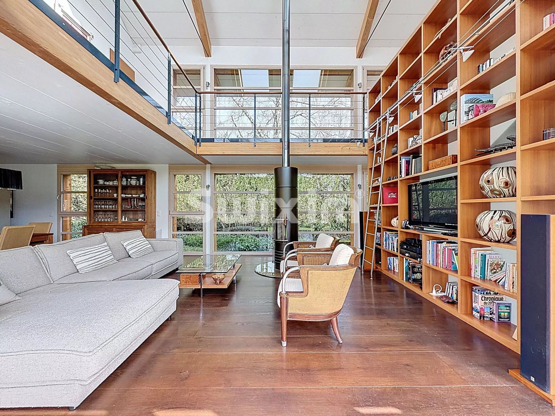 casa 8 Camere in vendita su Divonne-les-Bains (01220)