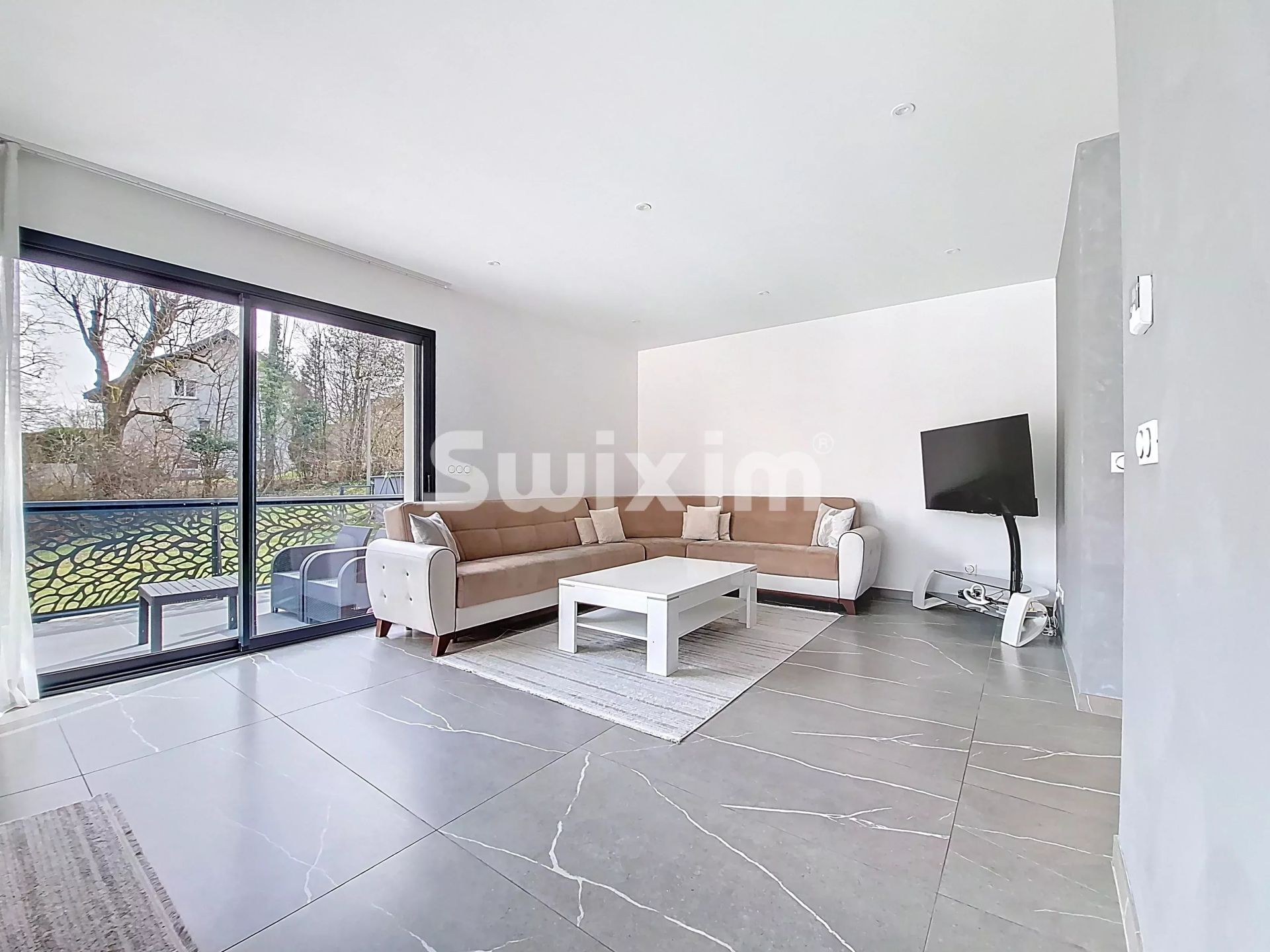 casa 6 Camere in vendita su Valserhône (01200)