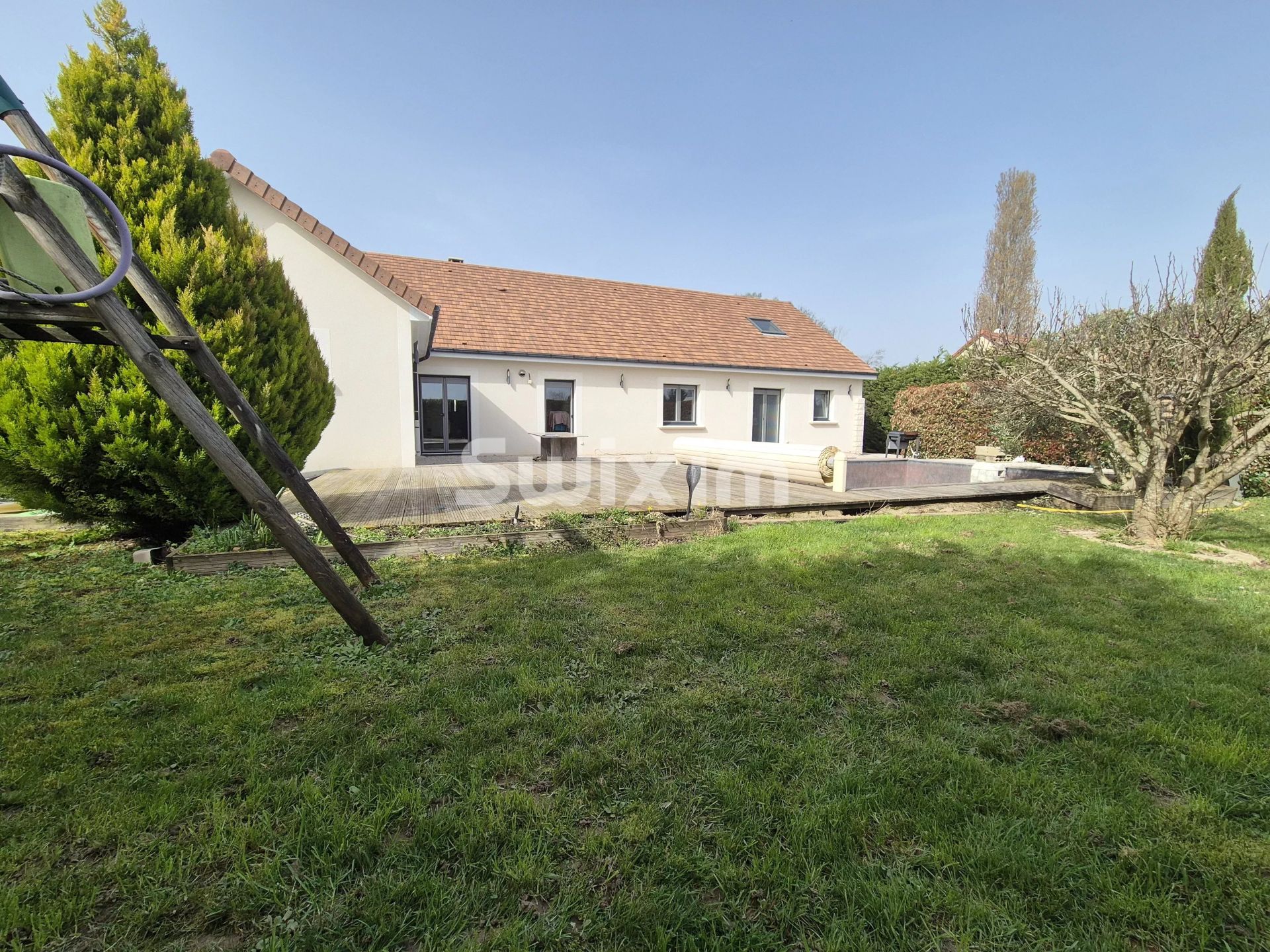casa 6 Camere in vendita su Mont-sous-Vaudrey (39380)