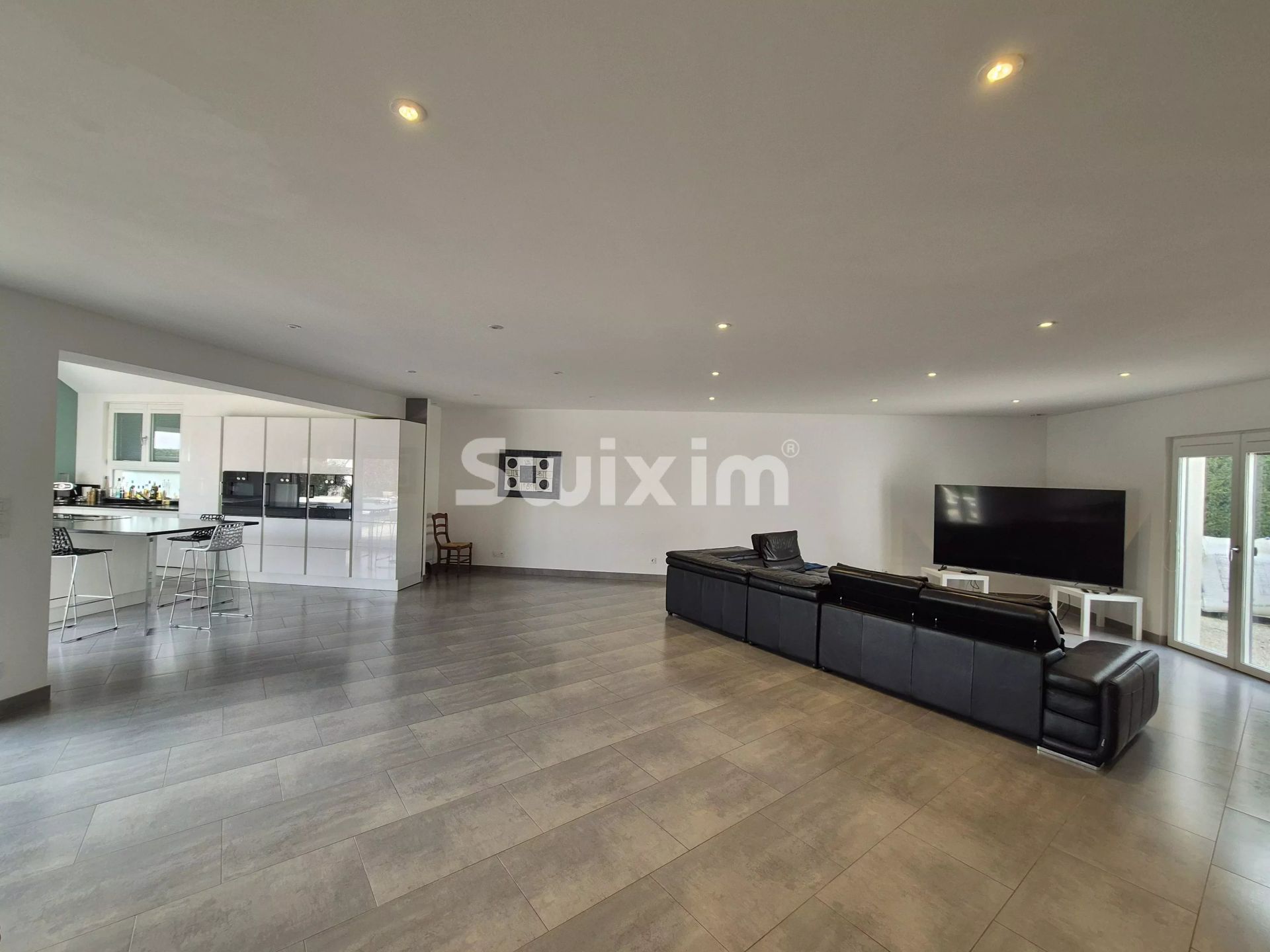 casa 6 Camere in vendita su Mont-sous-Vaudrey (39380)