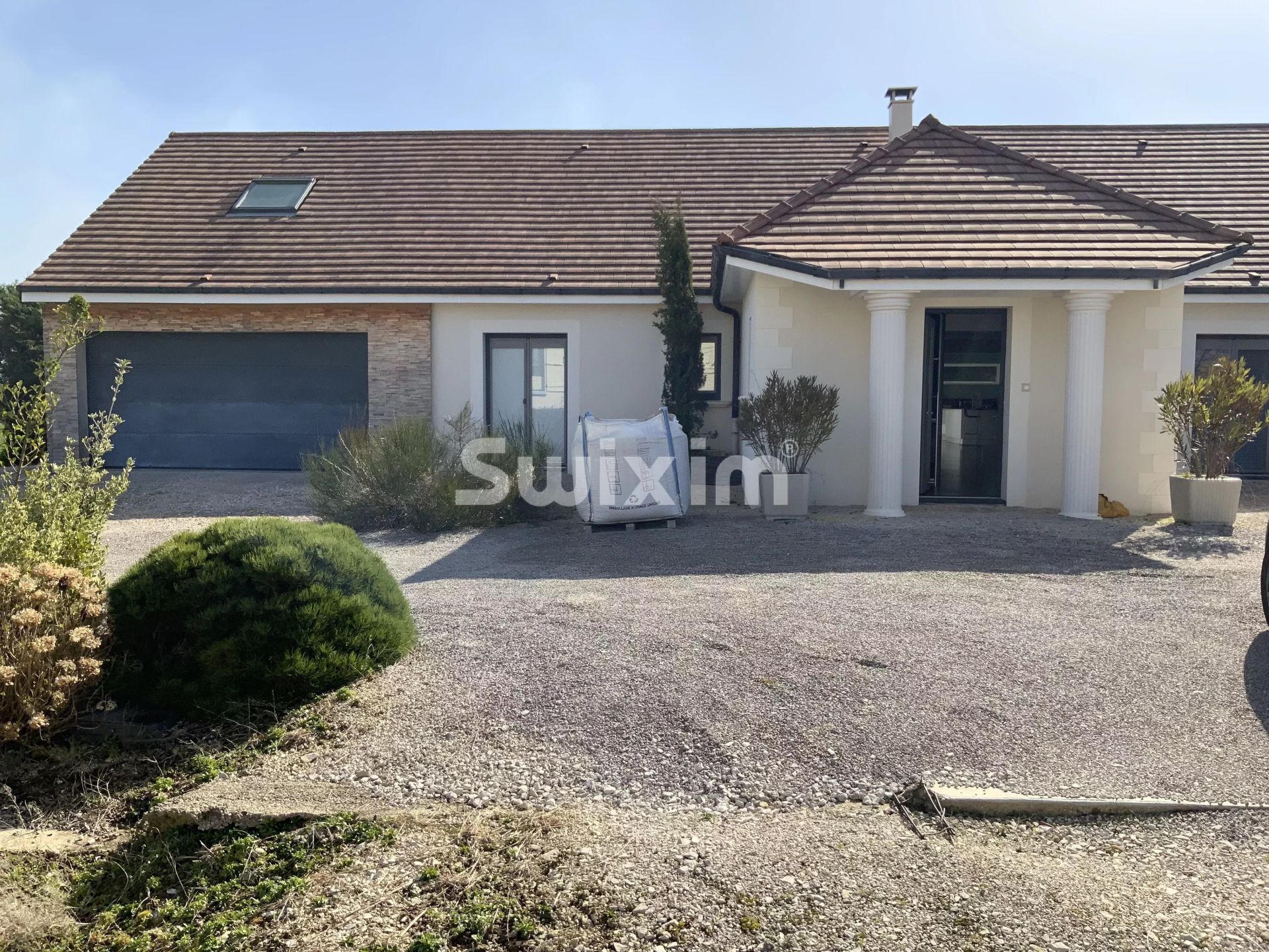 casa 6 Camere in vendita su Mont-sous-Vaudrey (39380)