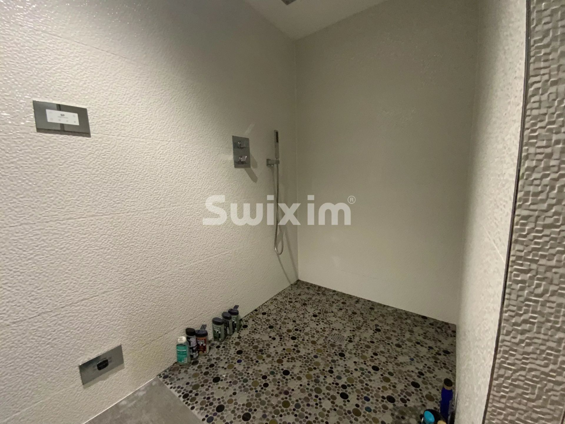 casa 6 Camere in vendita su Mont-sous-Vaudrey (39380)