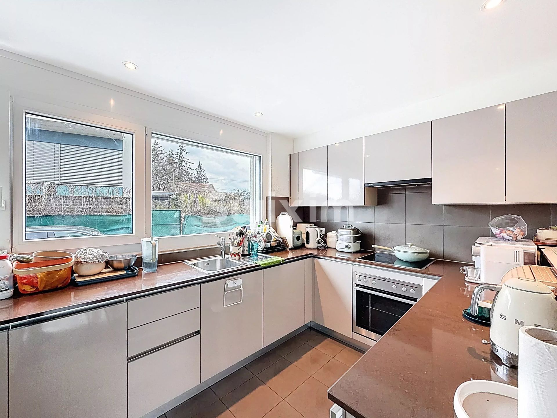 house 5 Rooms for sale on Vessy (1234)