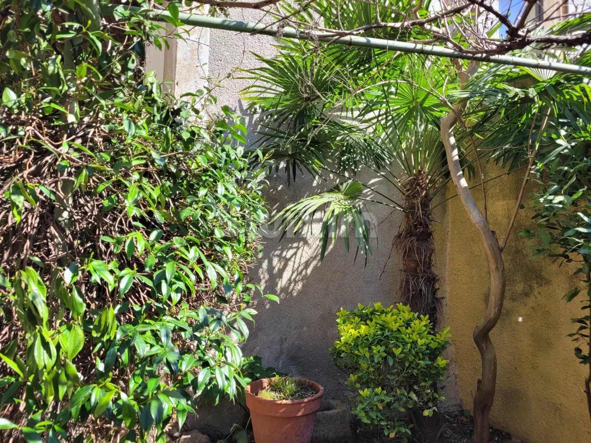 casa 10 Salas en venta en Uzès (30700)