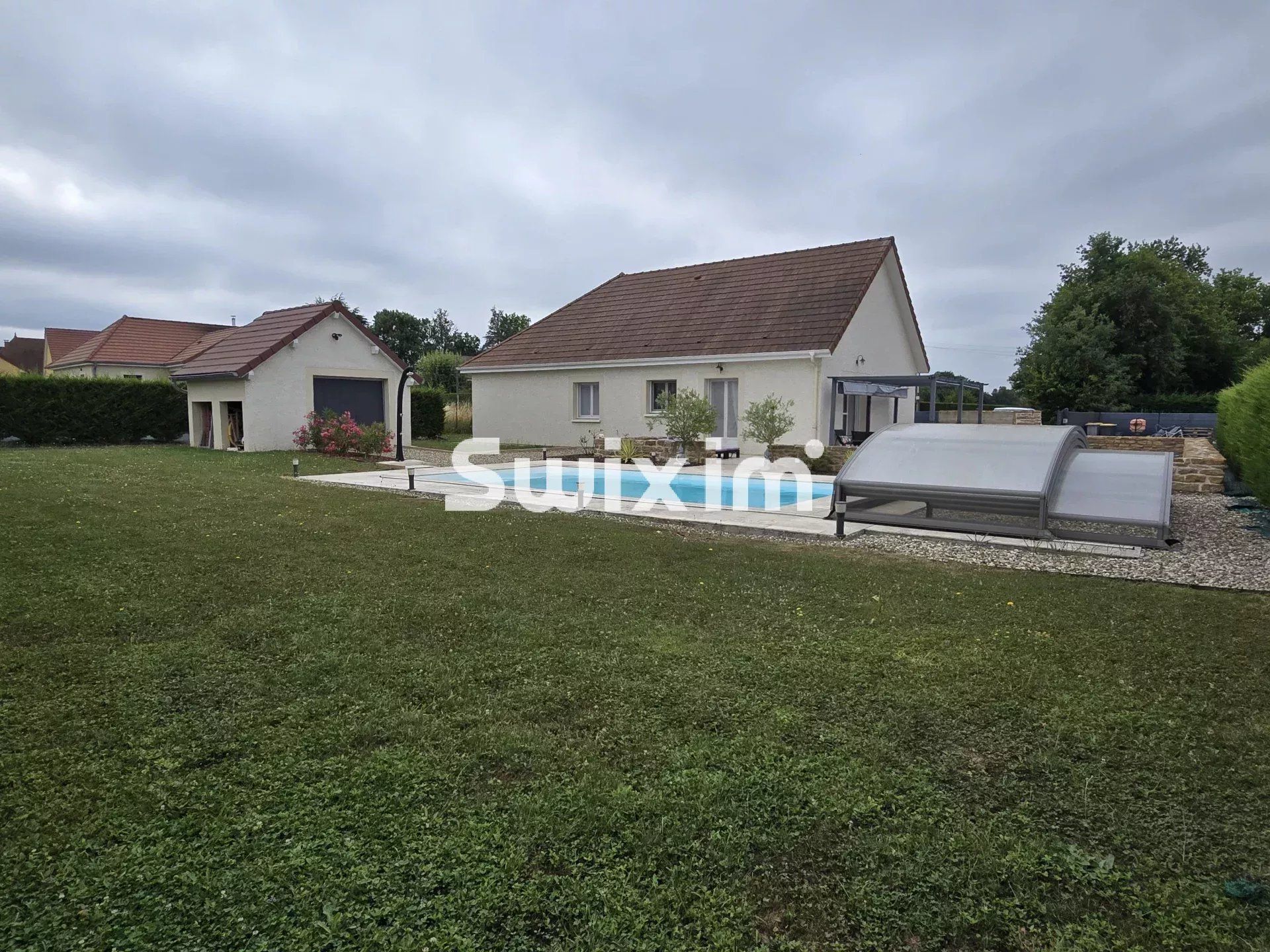 haus 5 Zimmer zum verkauf auf Saint-Germain-du-Bois (71330)