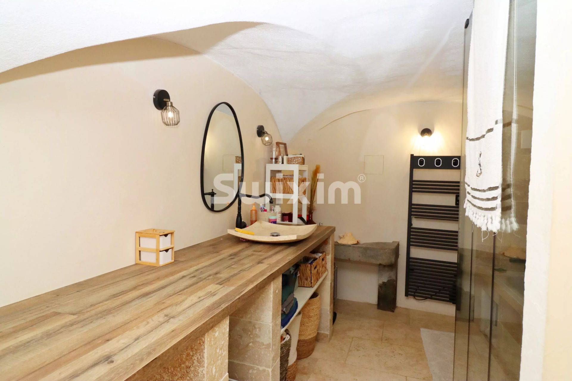 farmhouse 7 Rooms for sale on Gumiane (26470)