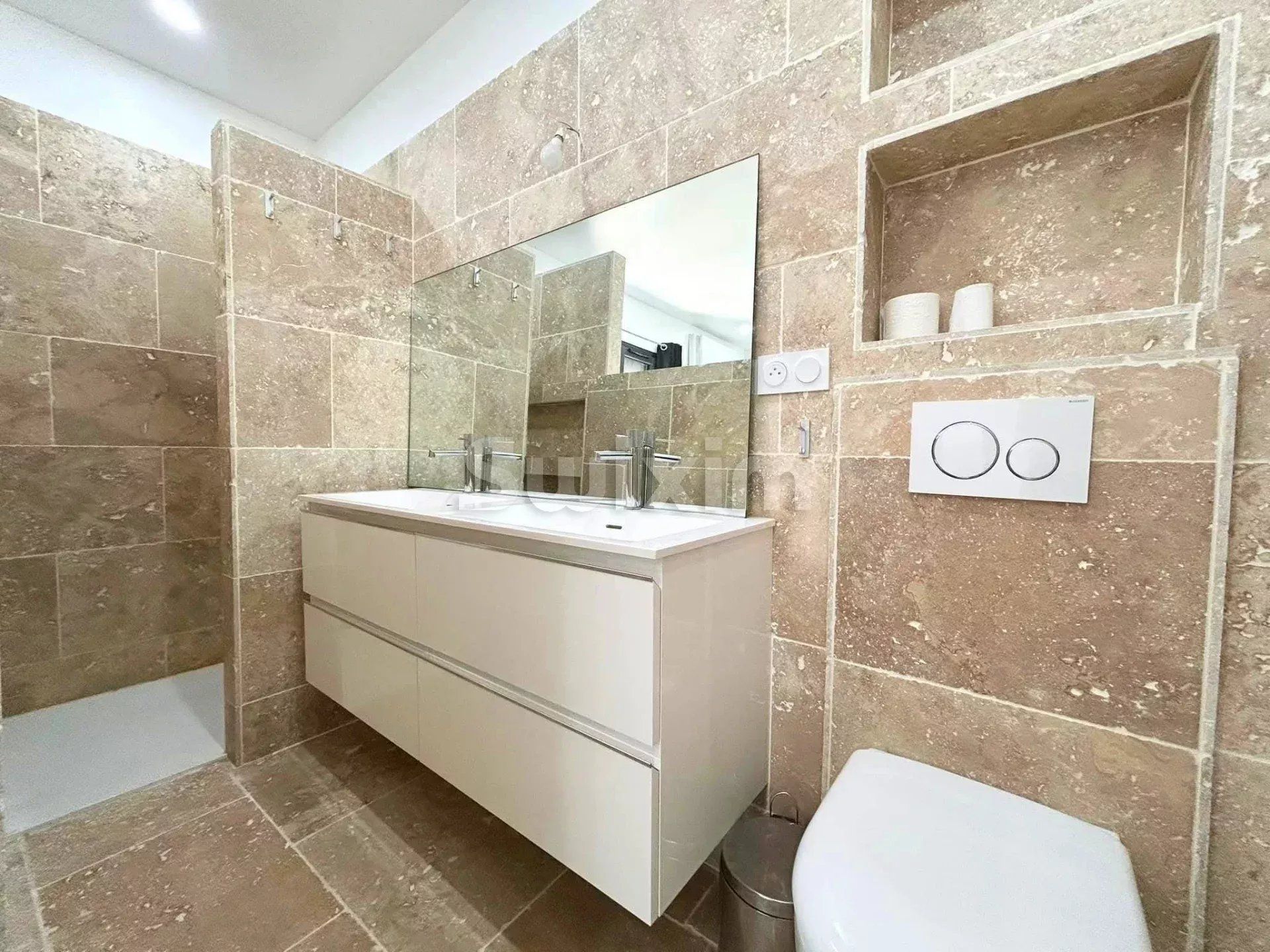 casa 3 Salas en venta en Uzès (30700)