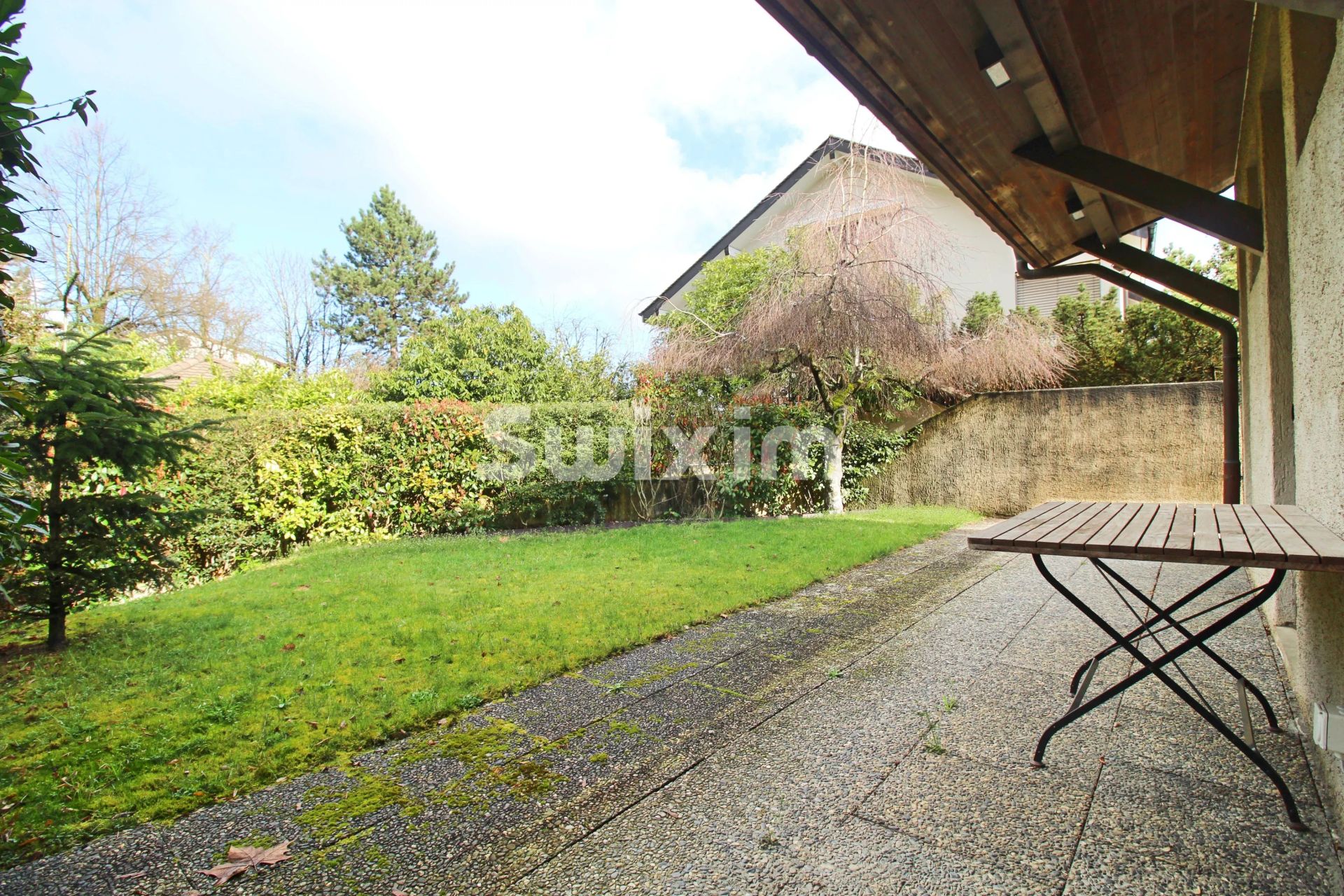 apartamento 5 Salas en venta en Troinex (1256)