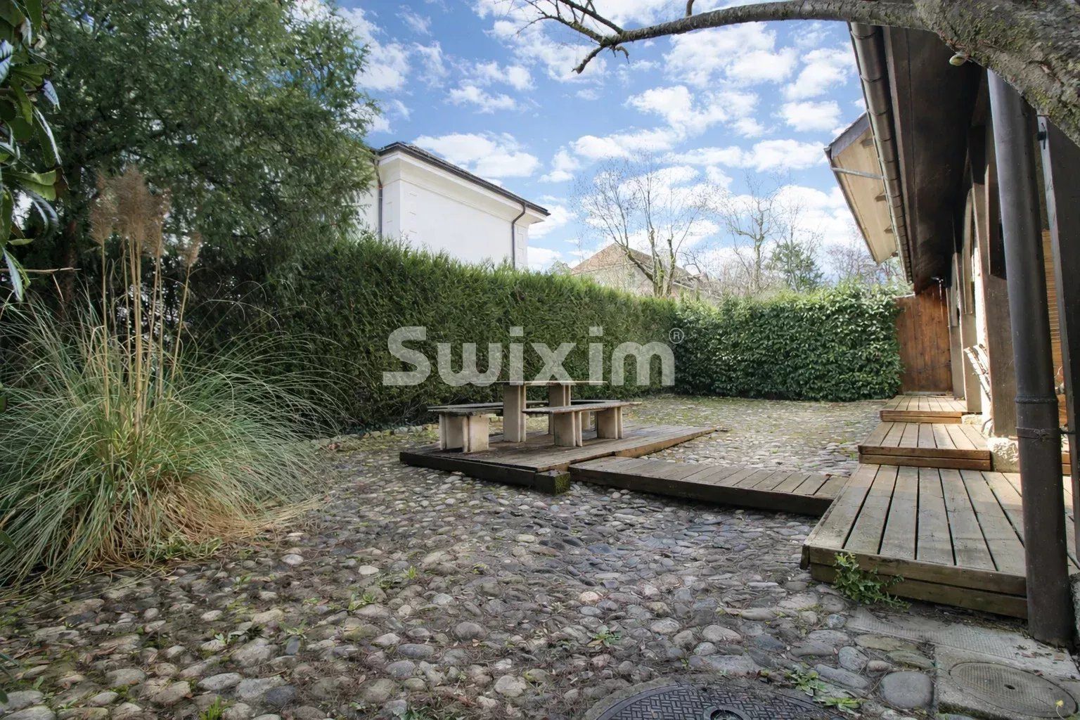 apartamento 5 Salas en venta en Troinex (1256)