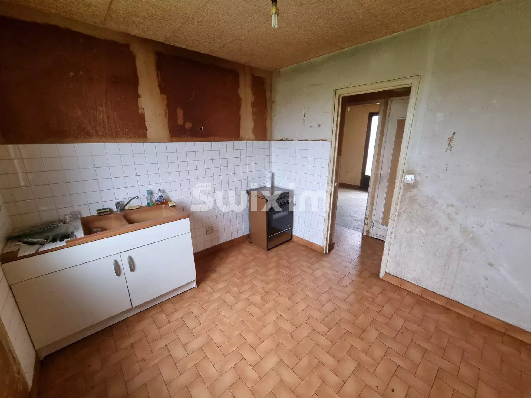 padiglione 3 Camere in vendita su Oisy (58500)