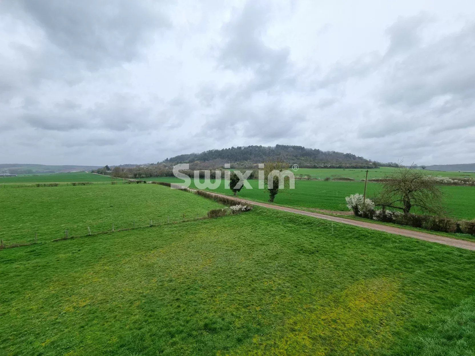 padiglione 3 Camere in vendita su Oisy (58500)