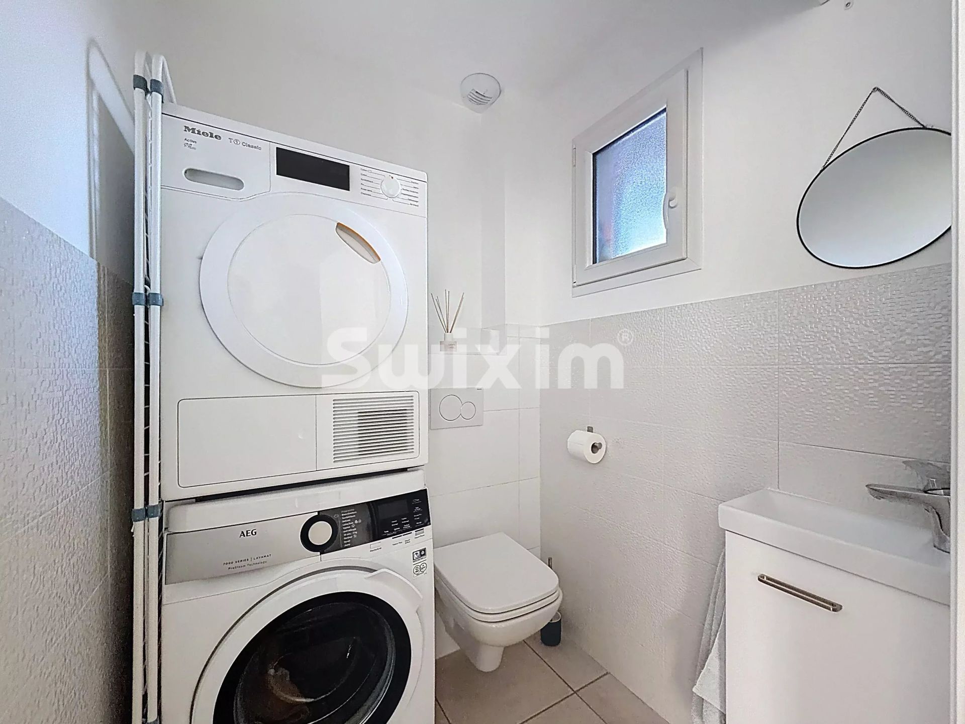 house 4 Rooms for sale on Cessy (01170)